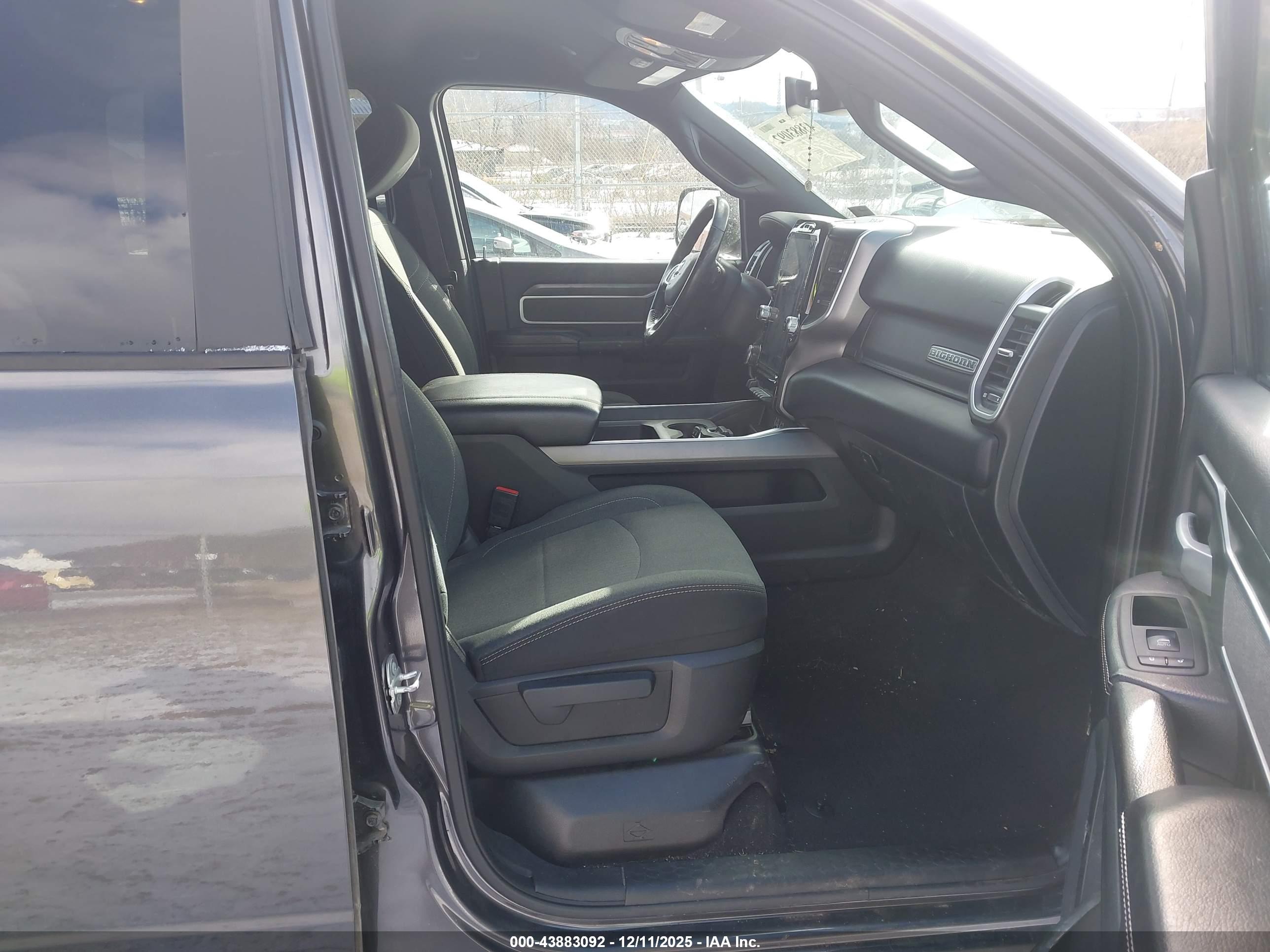 RAM 2500 image 5