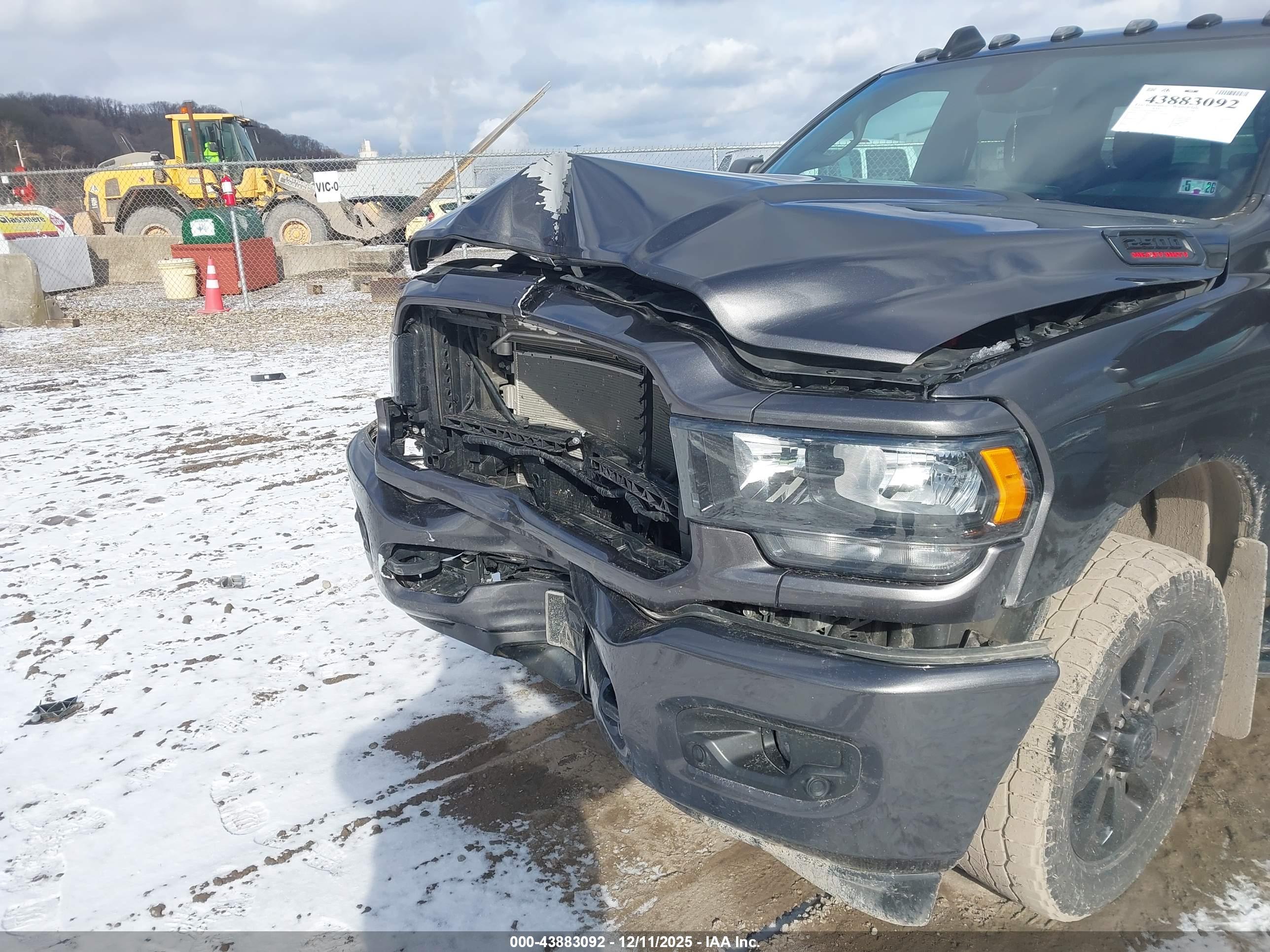 RAM 2500 image 6