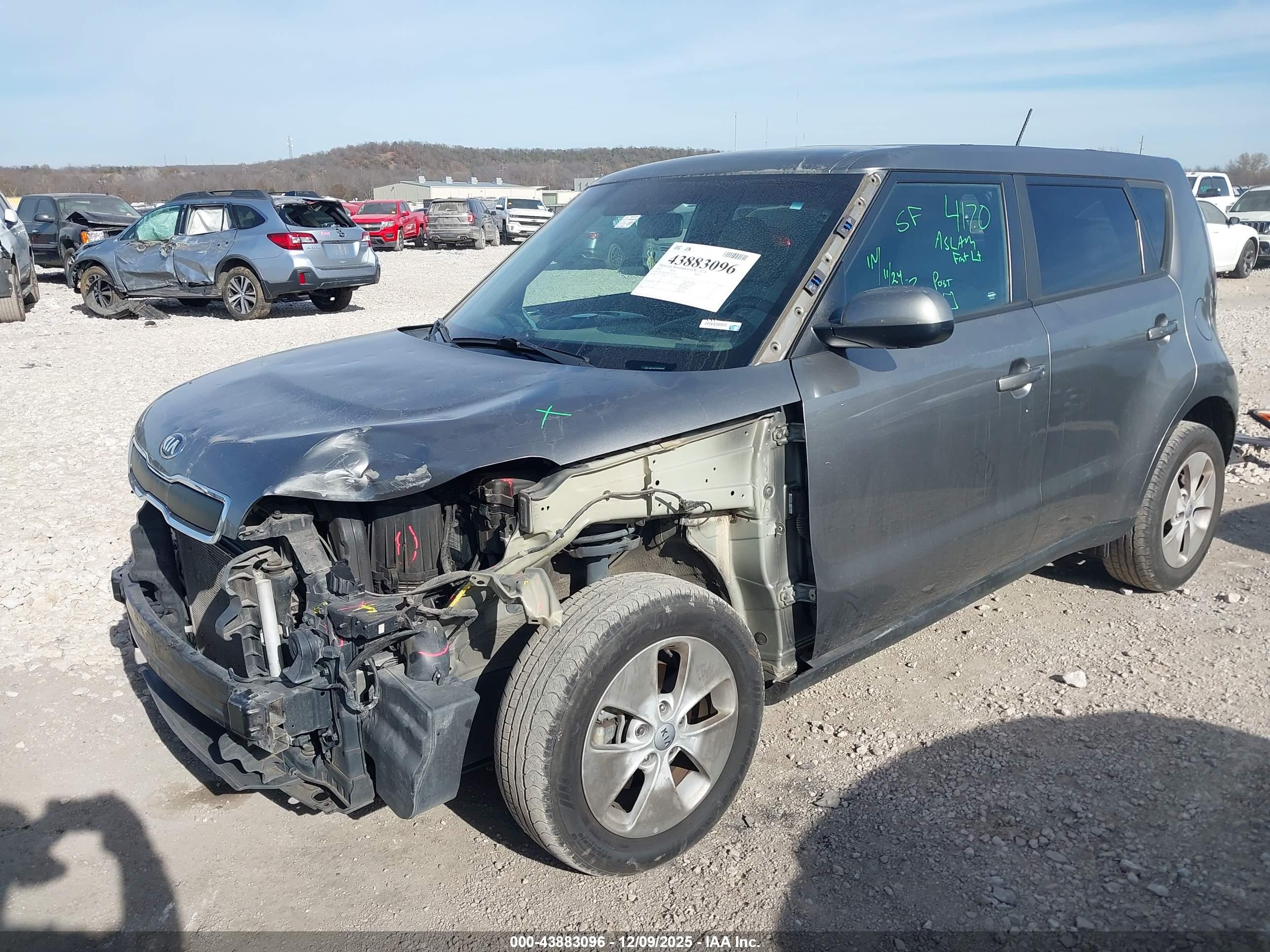KIA SOUL image 2