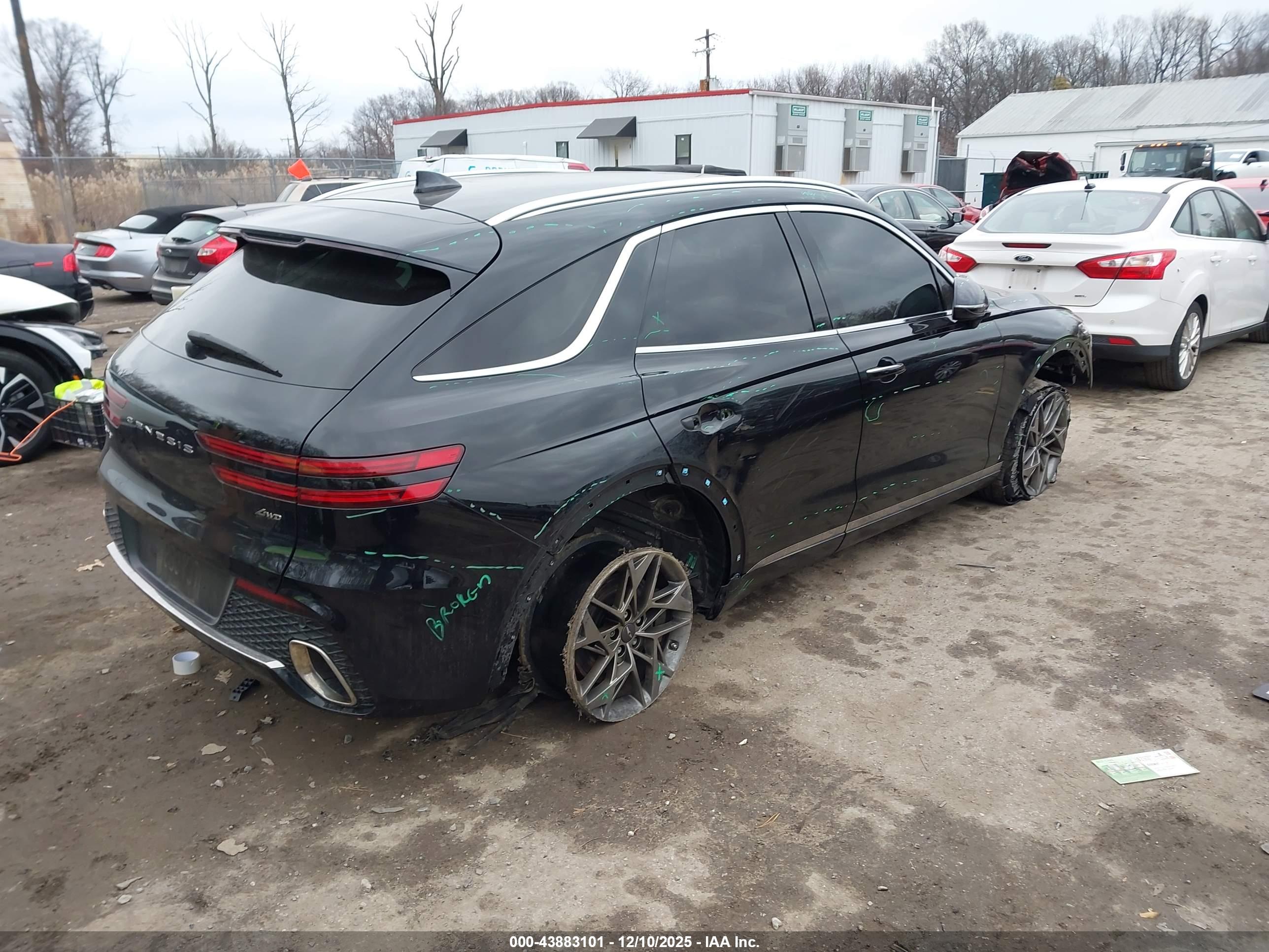 GENESIS GV70 image 4