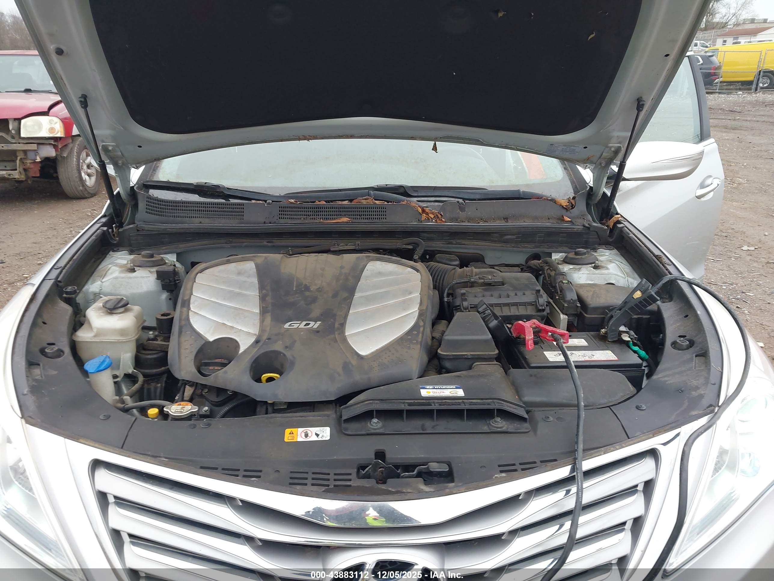 HYUNDAI AZERA image 10