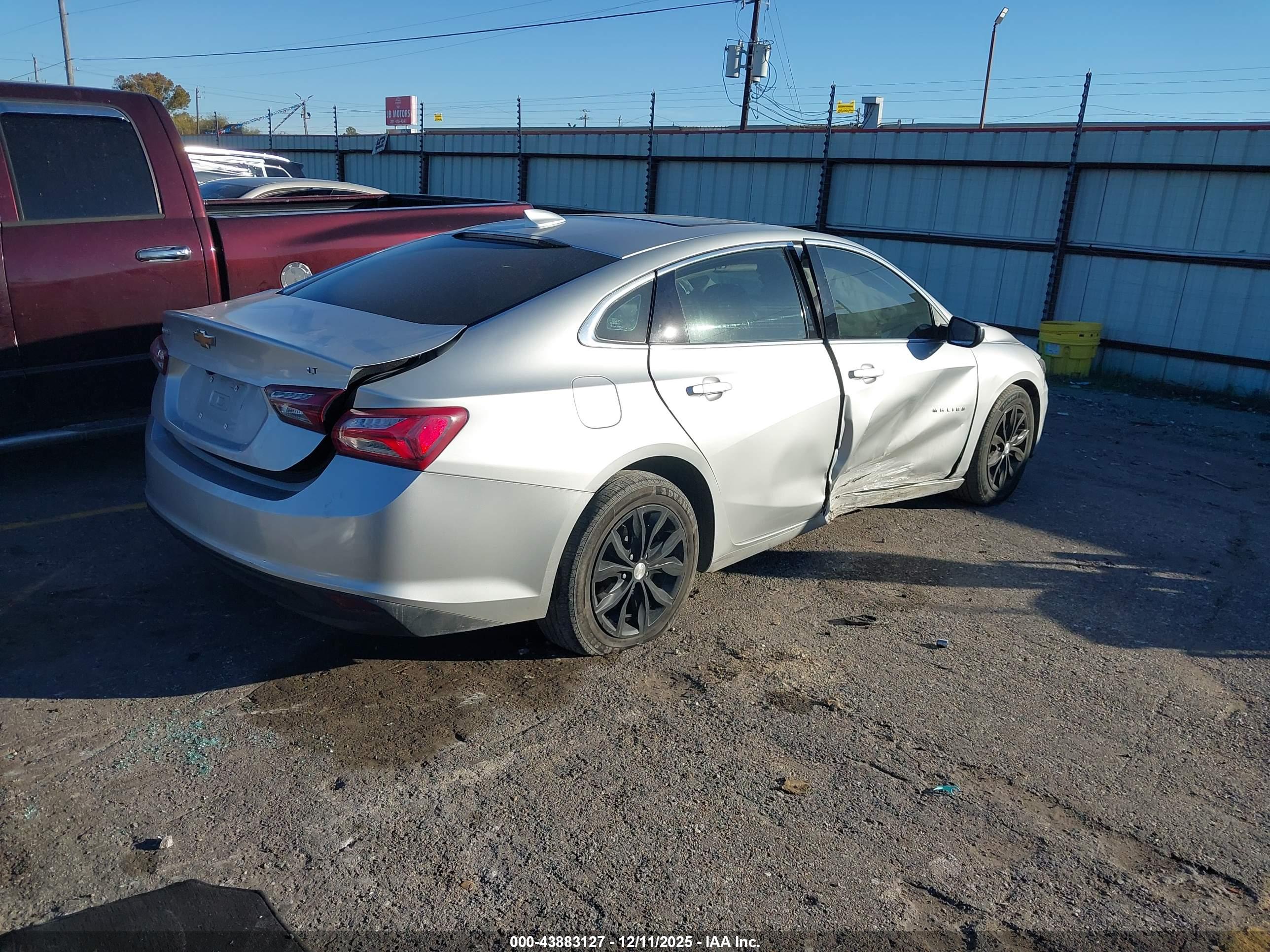 CHEVROLET MALIBU image 4