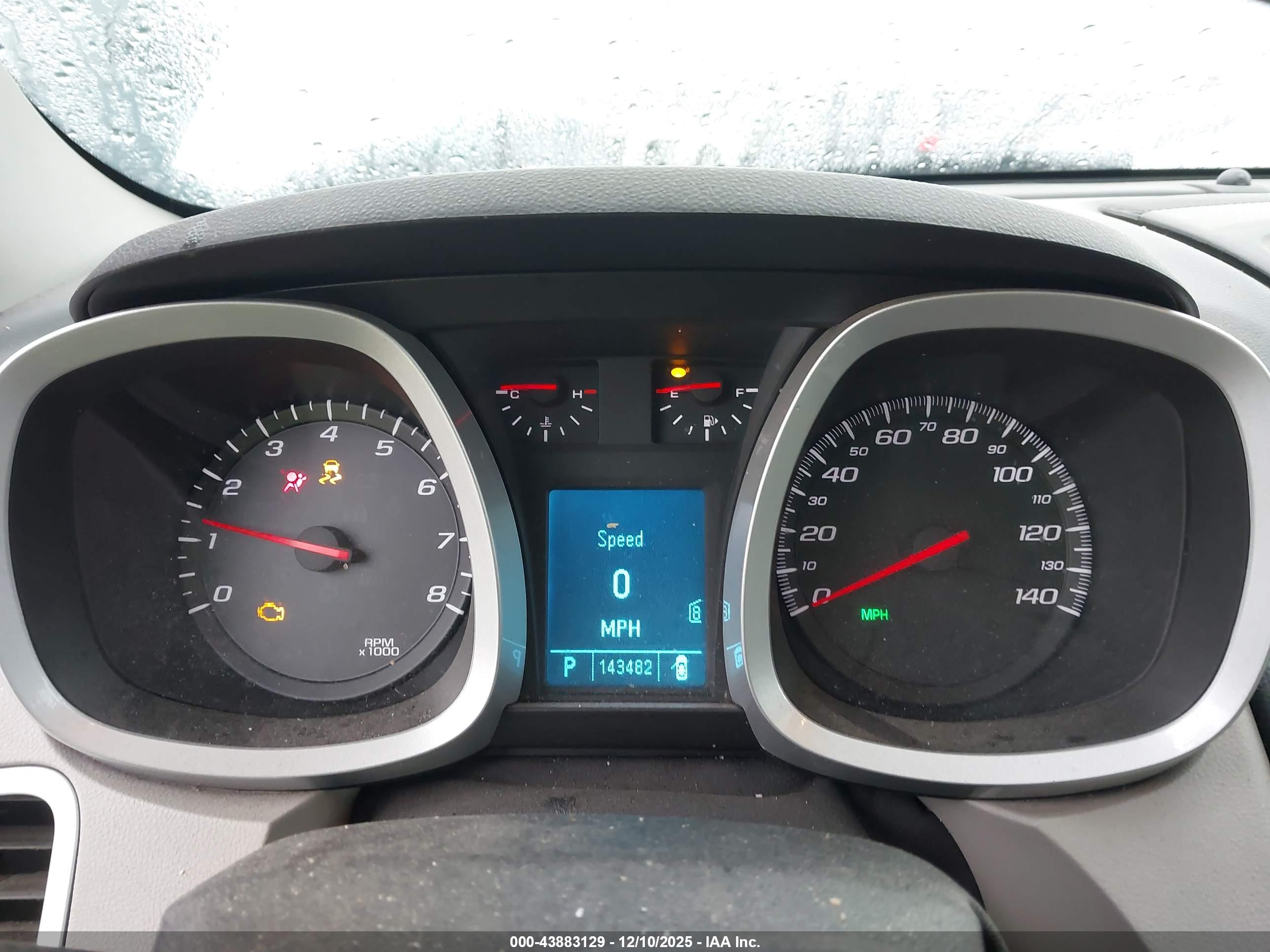 CHEVROLET EQUINOX image 7