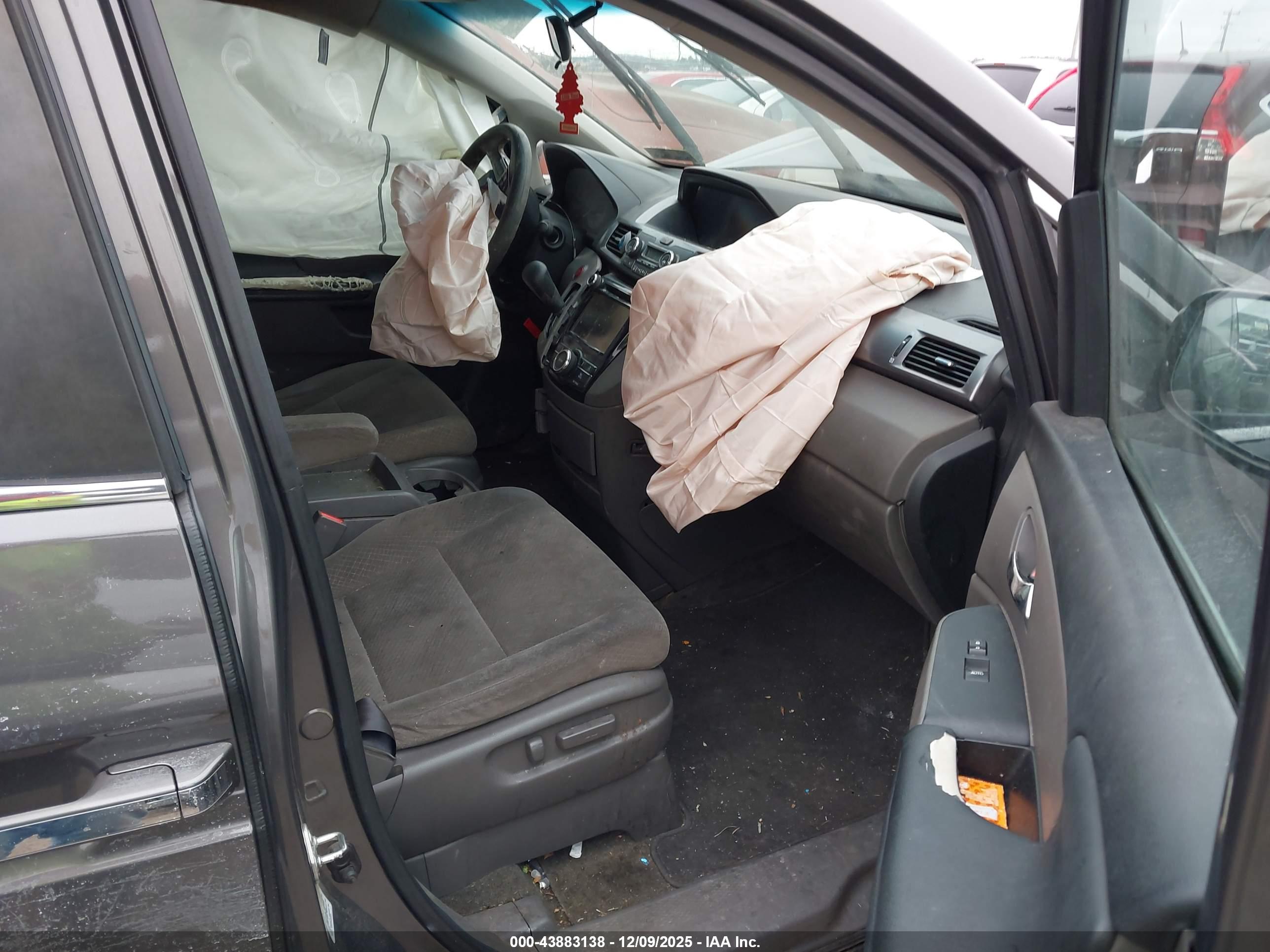 HONDA ODYSSEY image 5