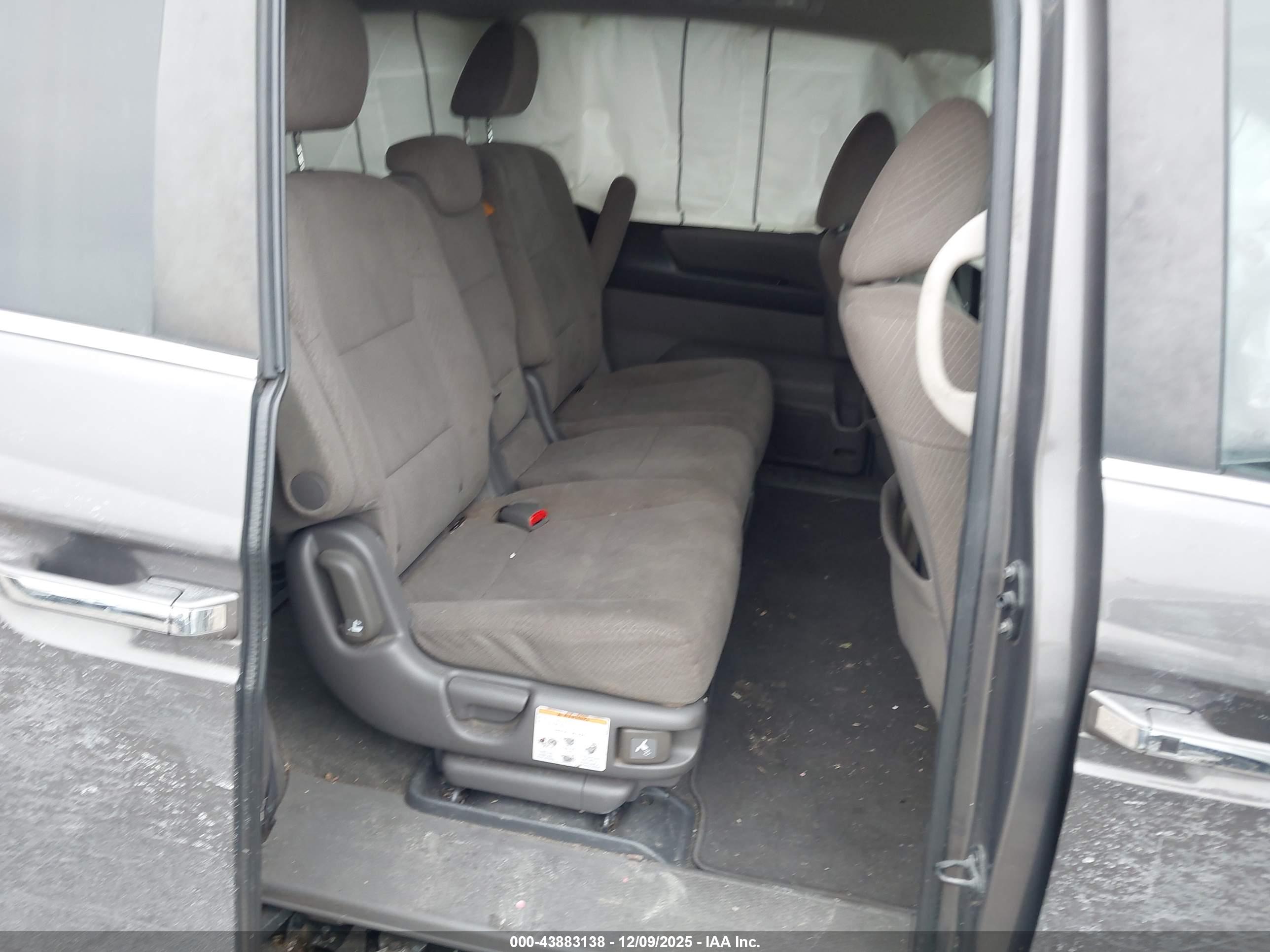HONDA ODYSSEY image 8