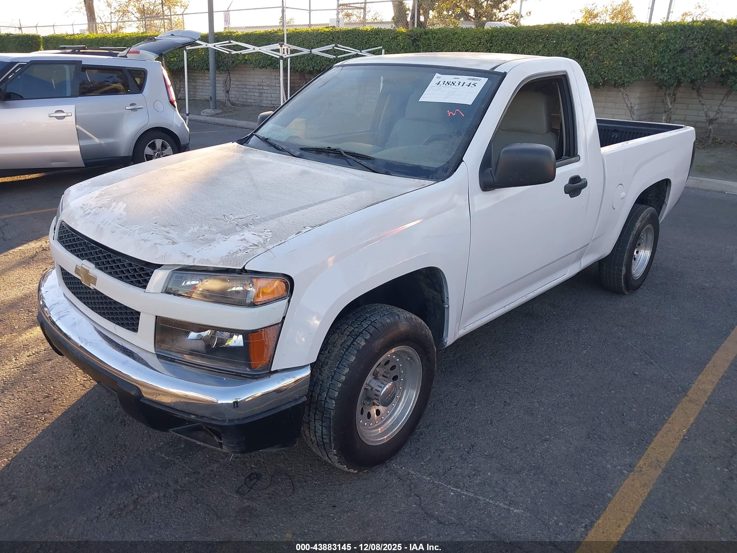 GMC CANYON image 2