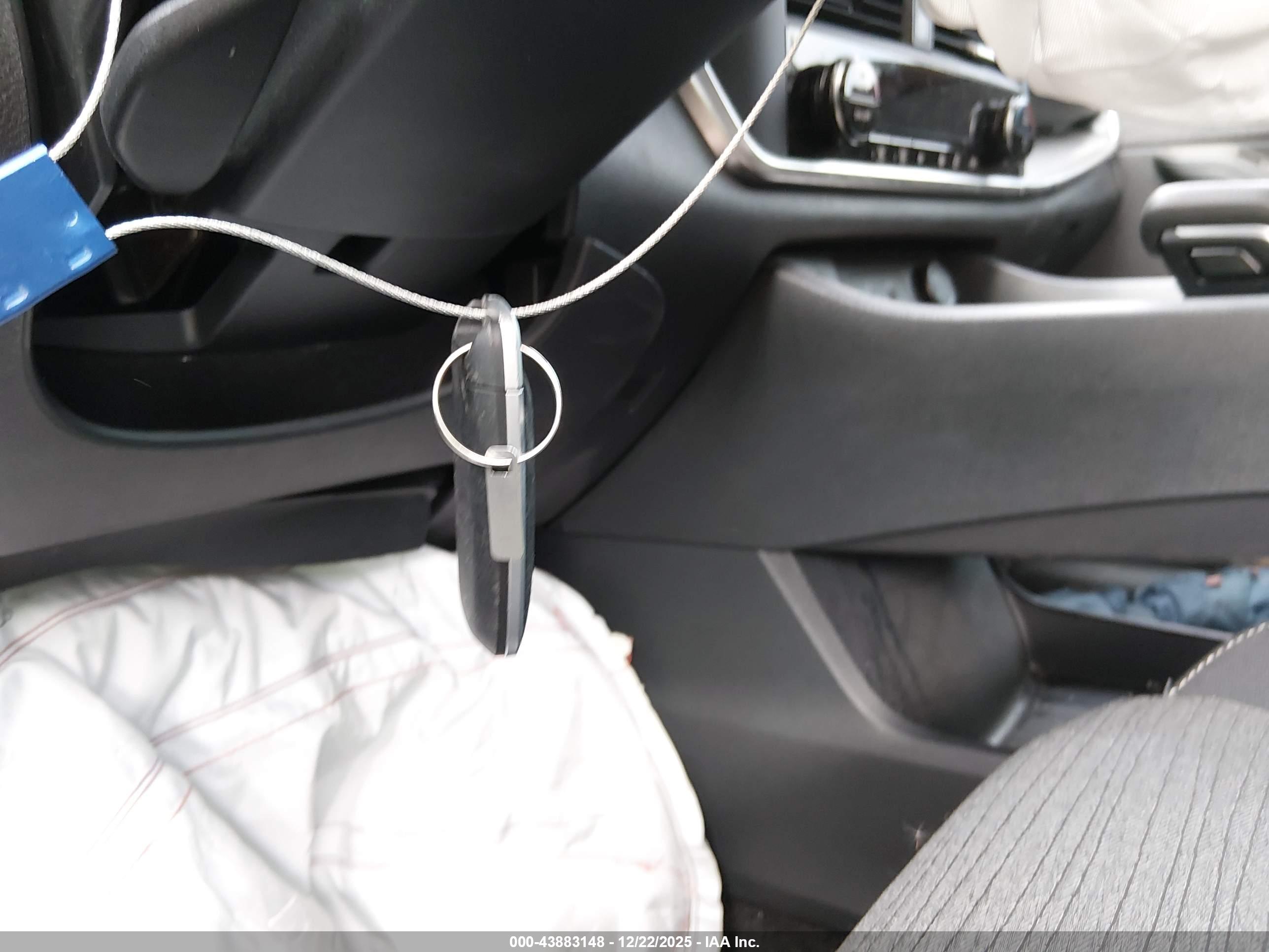 NISSAN ROGUE image 11