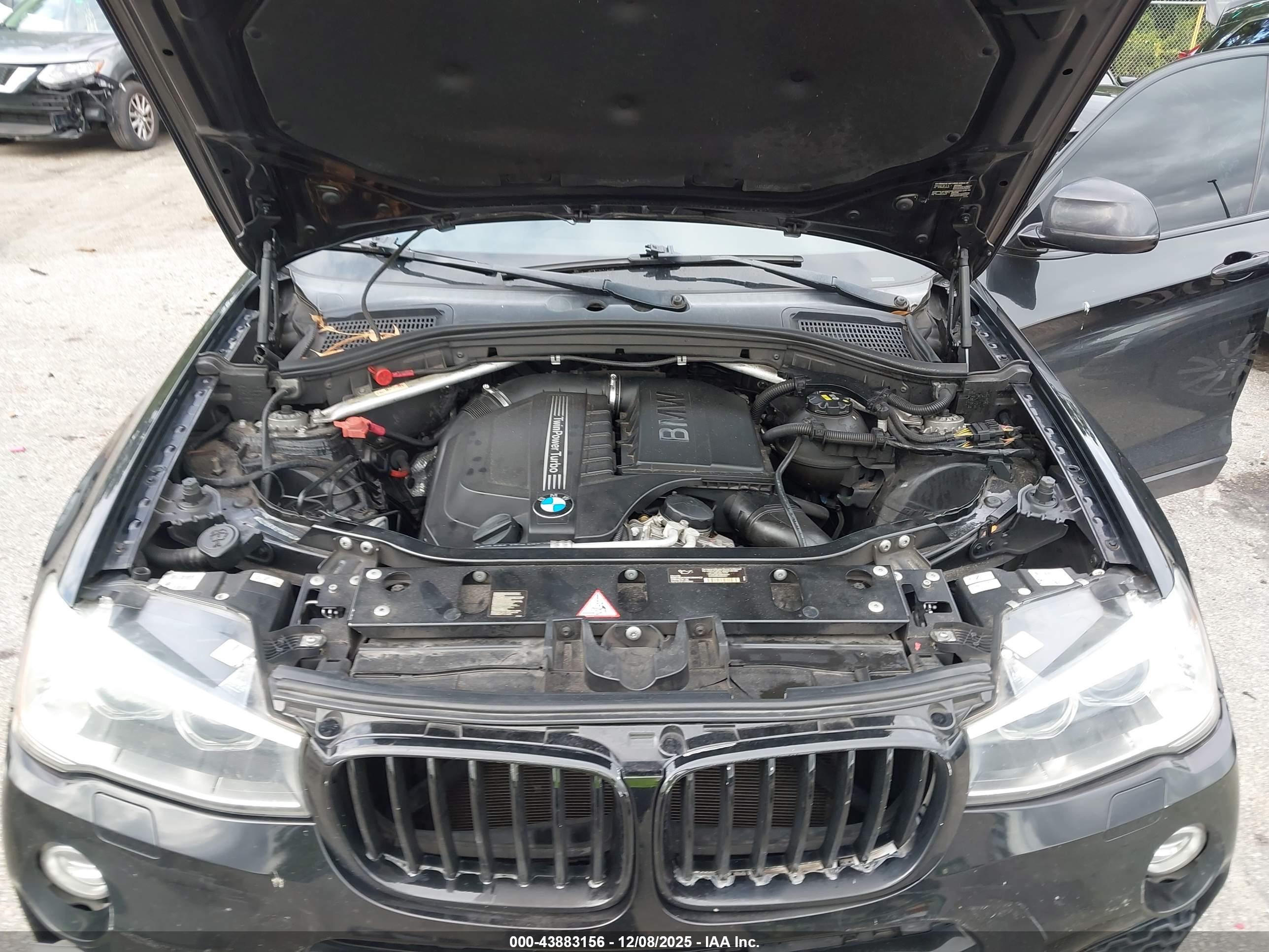 BMW X4 image 10