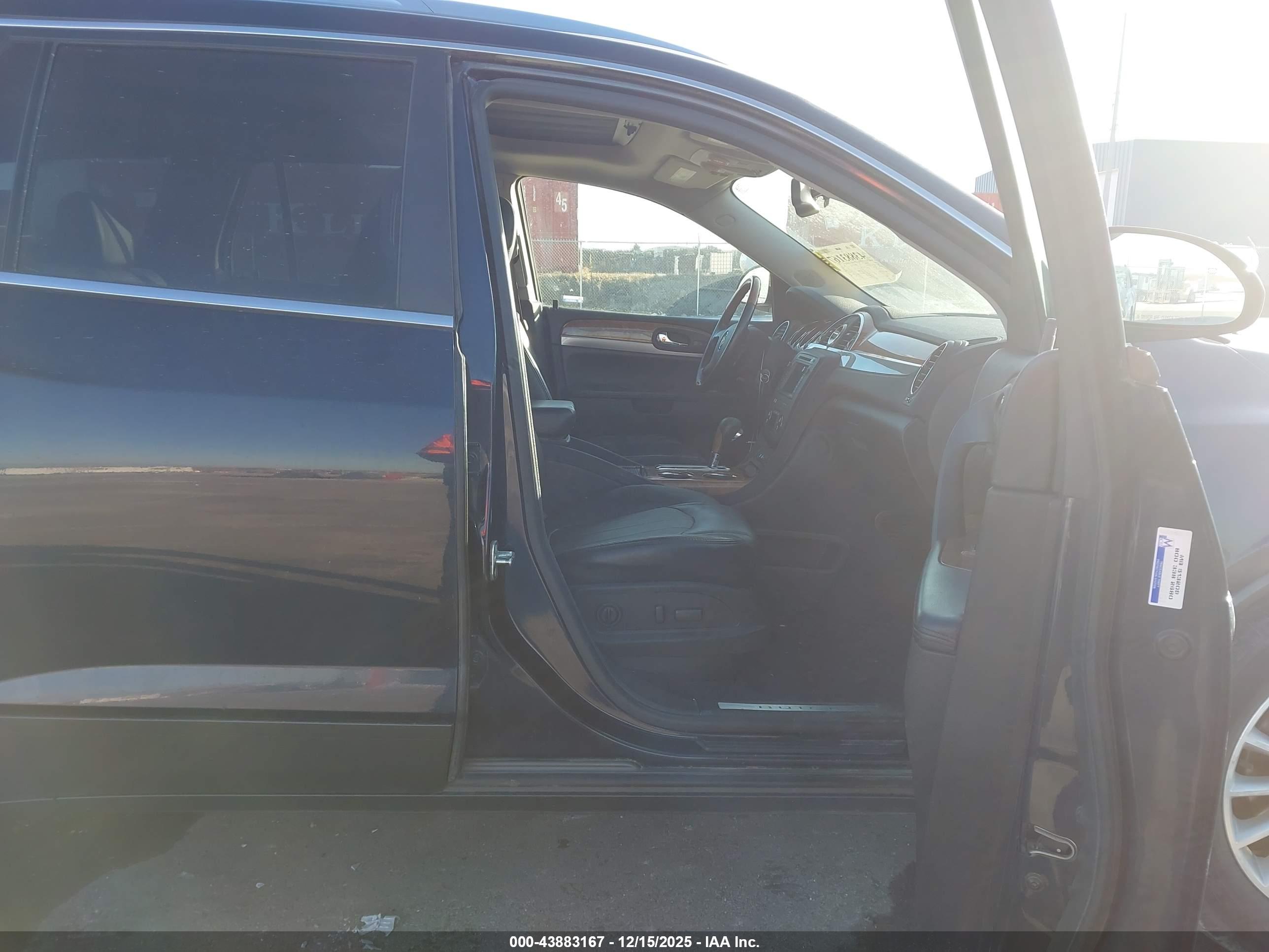 BUICK ENCLAVE image 5