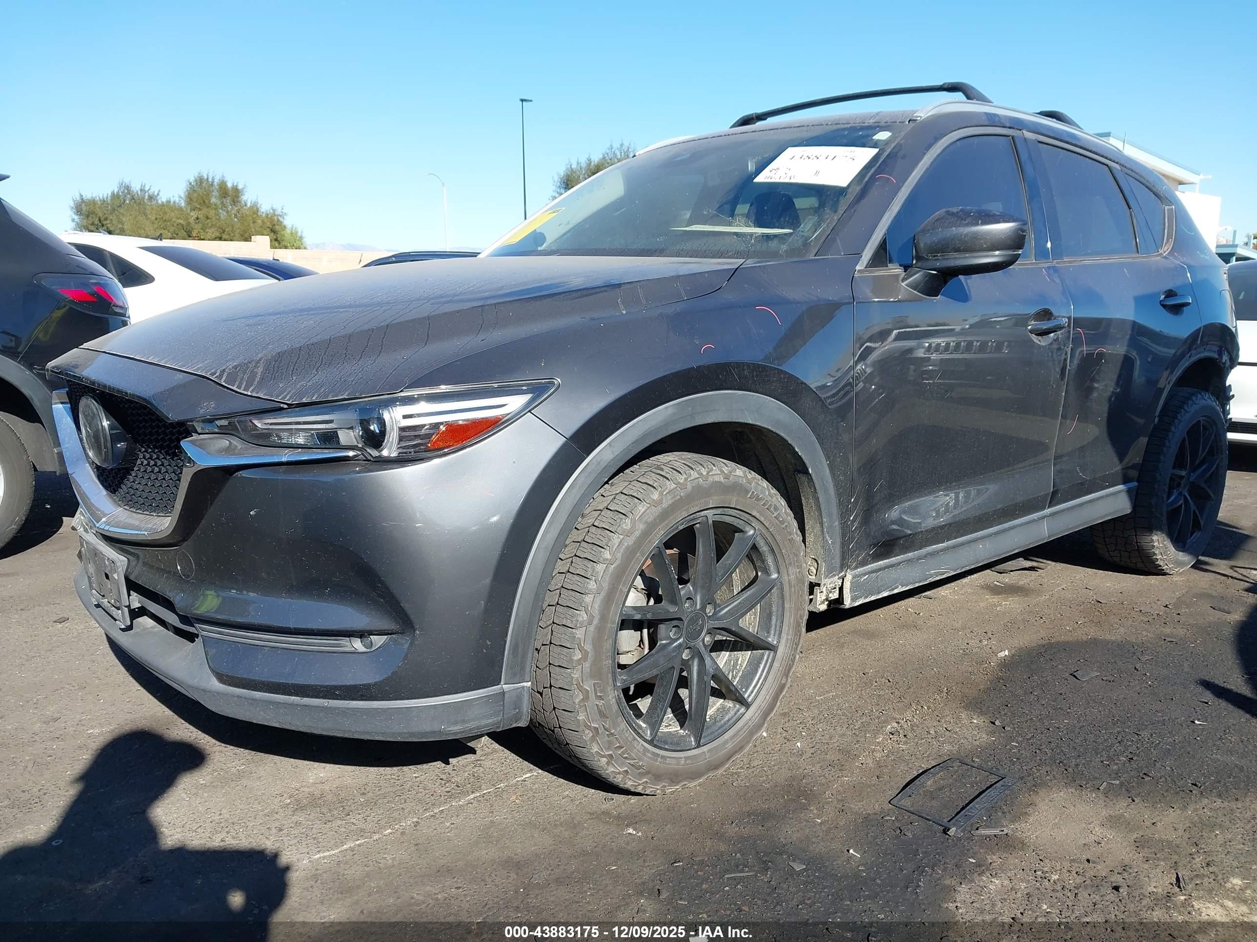 MAZDA CX-5 image 2