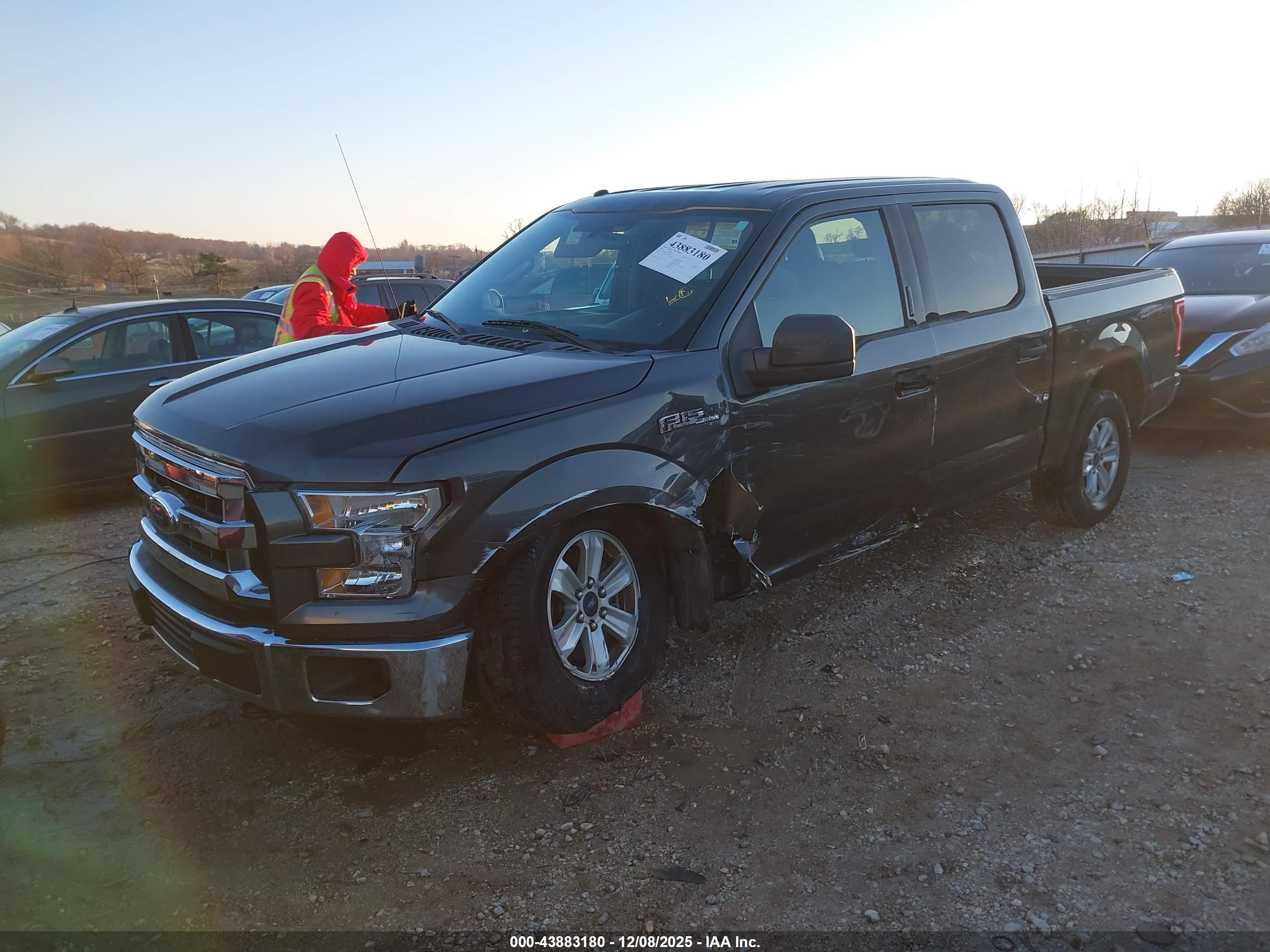 FORD F-150 image 2