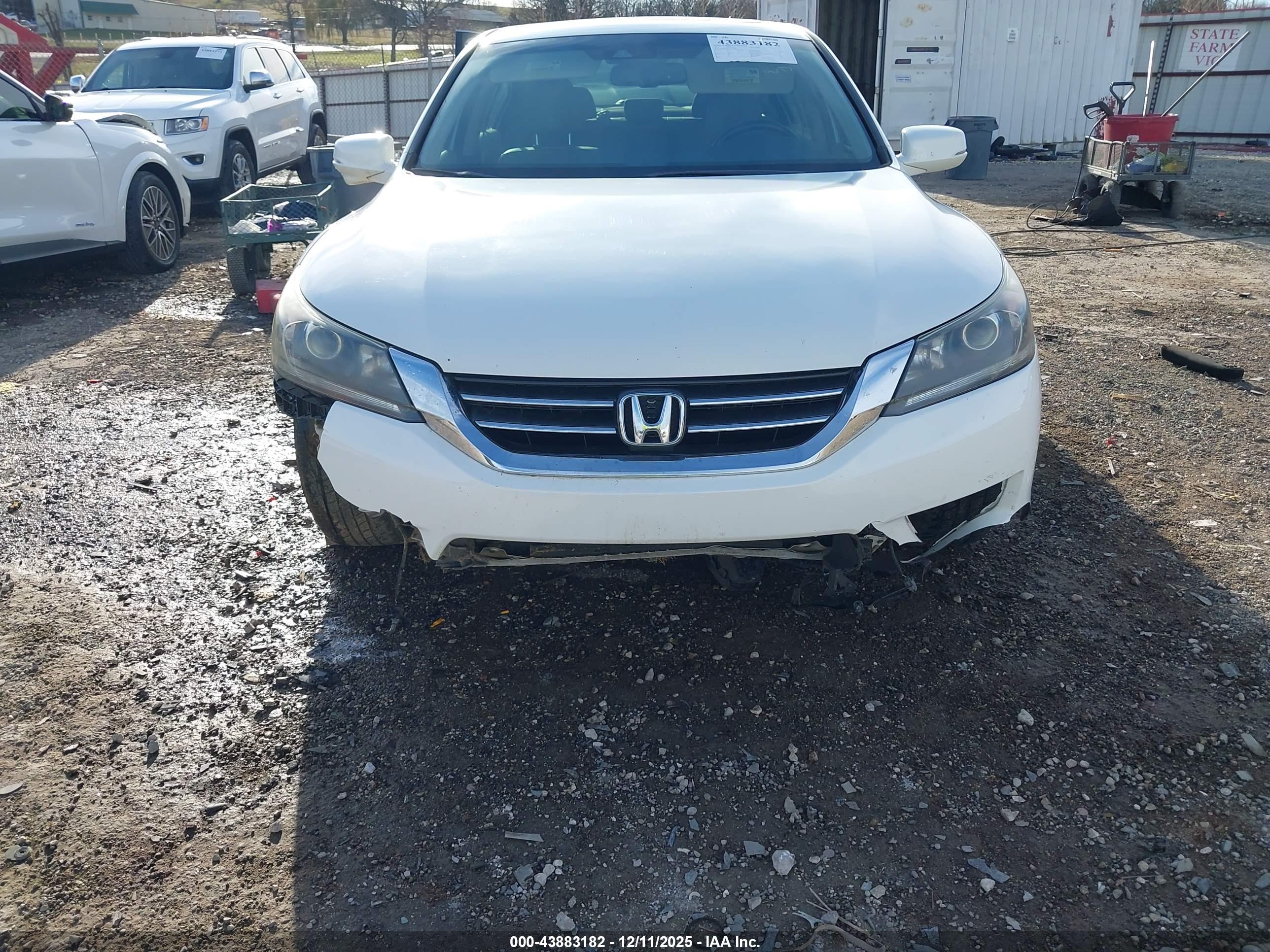 HONDA ACCORD image 6