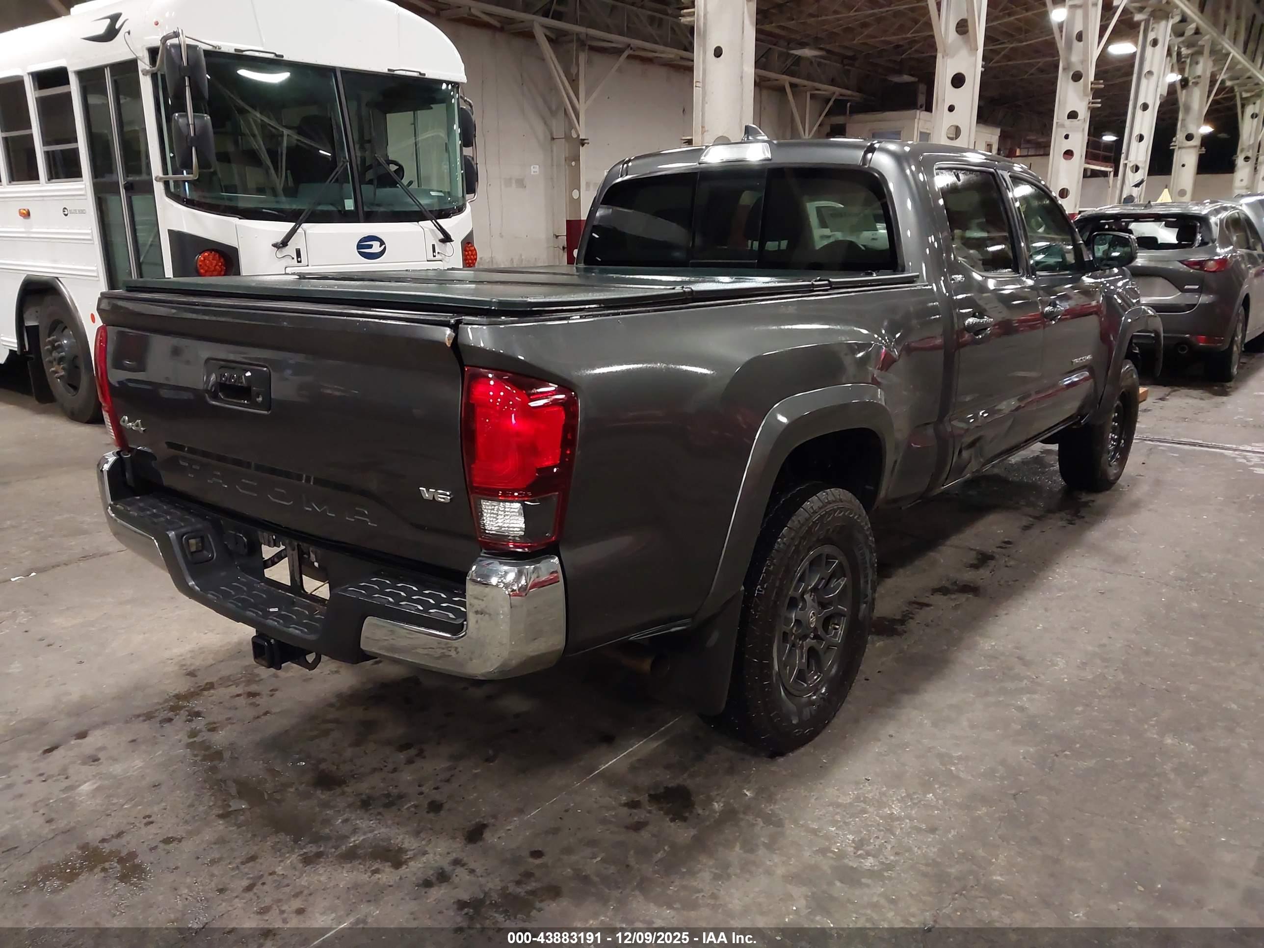 TOYOTA TACOMA image 4