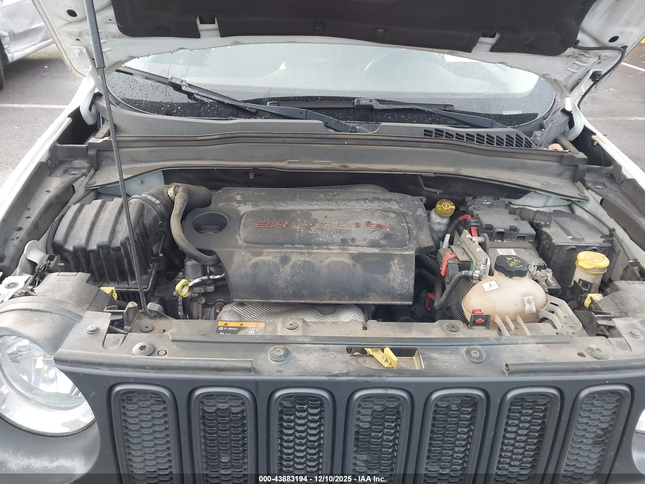 JEEP RENEGADE image 10