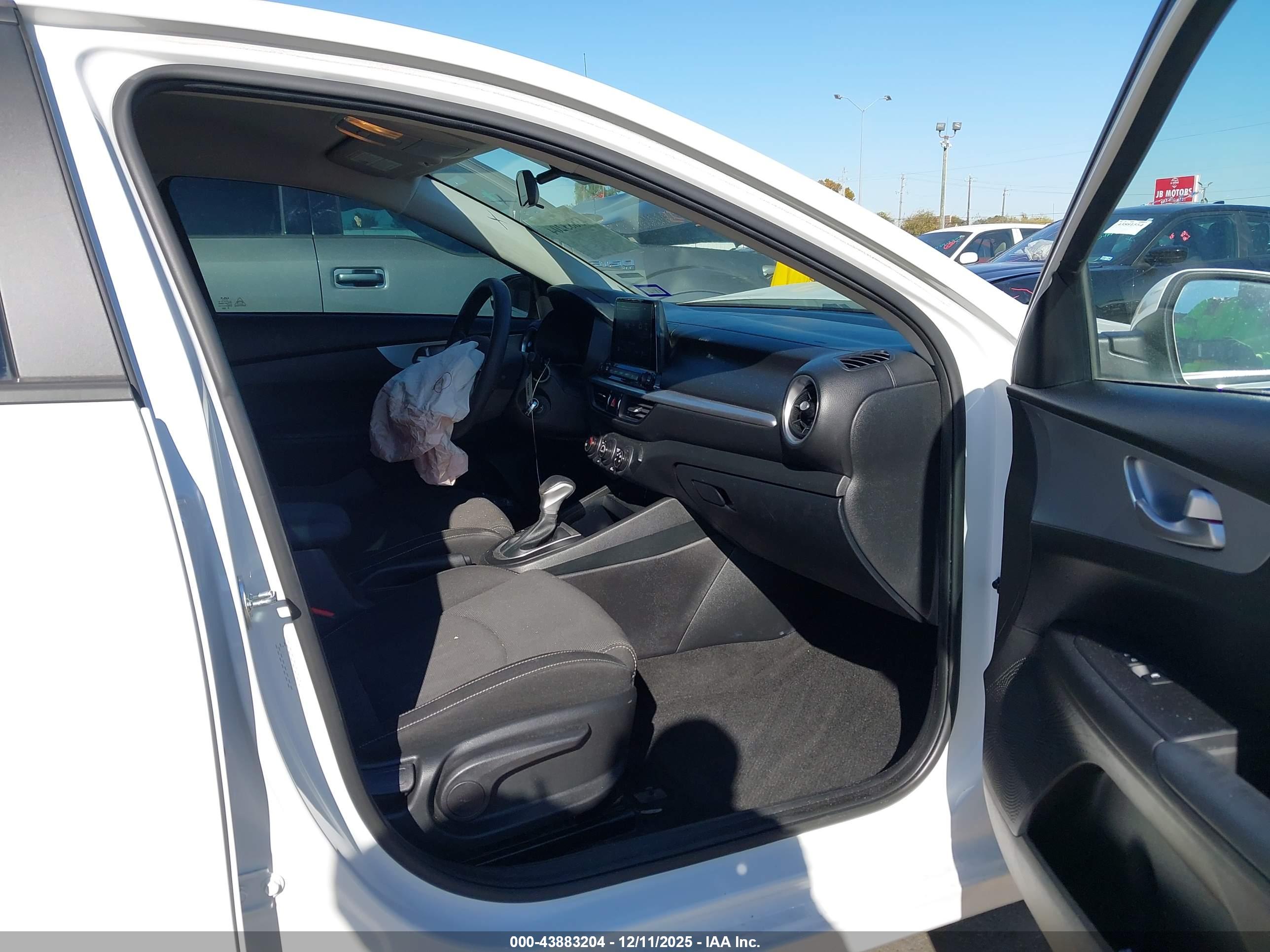 KIA FORTE image 5