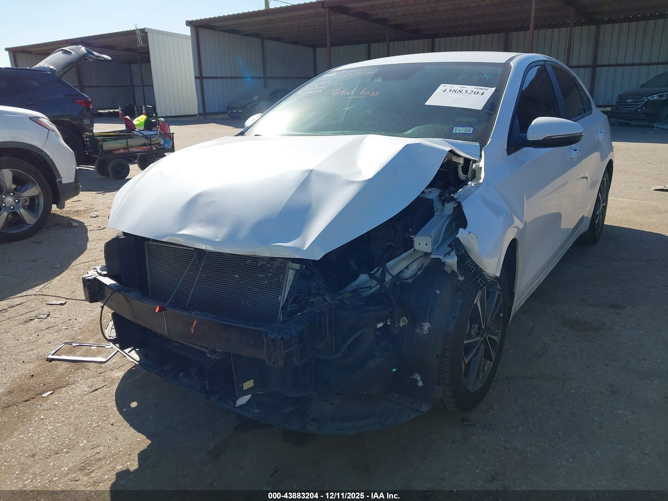 KIA FORTE image 6