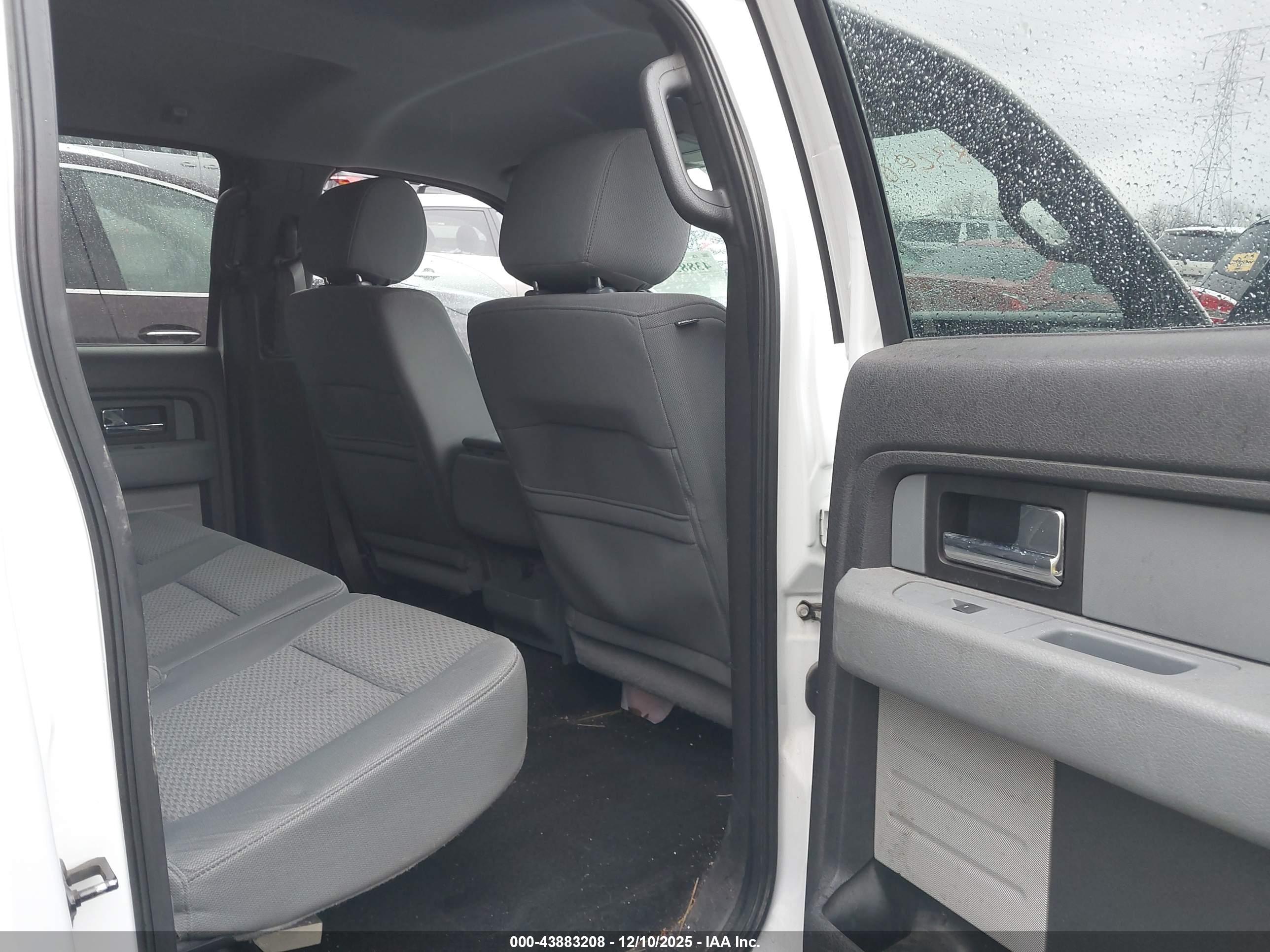 FORD F-150 image 8