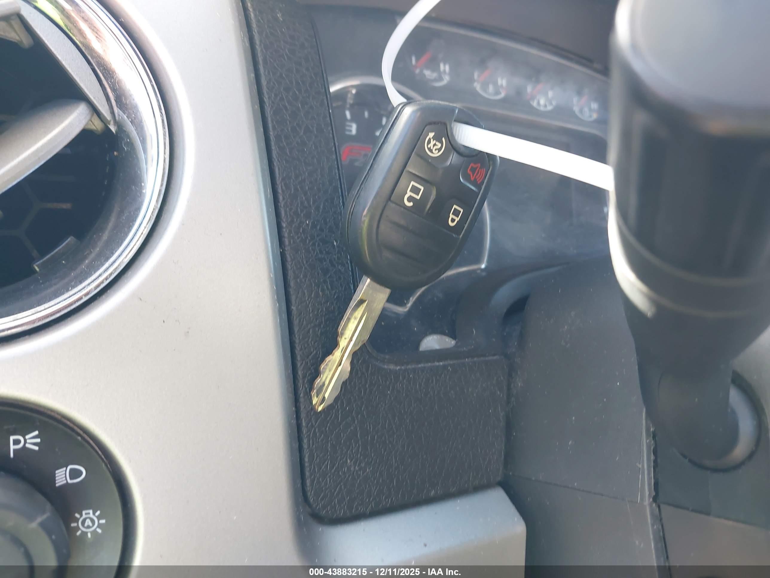 FORD F-150 image 11