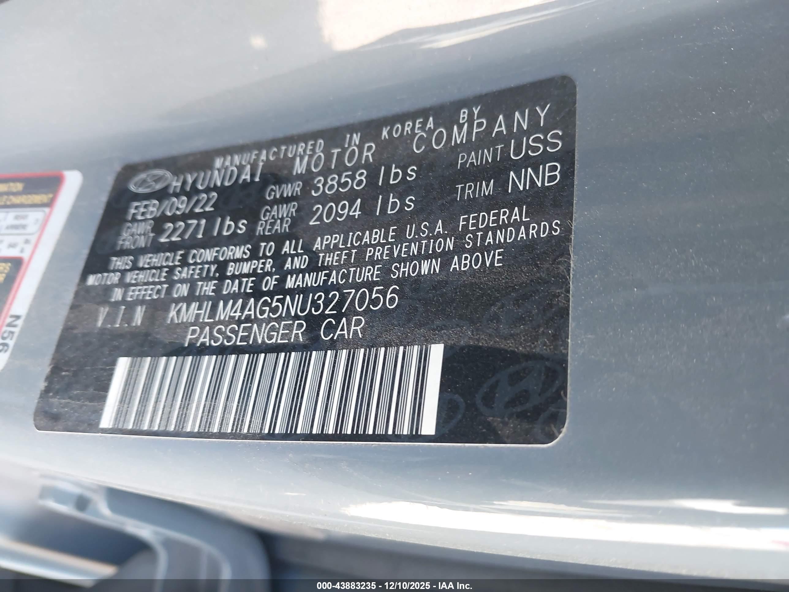 HYUNDAI ELANTRA image 9