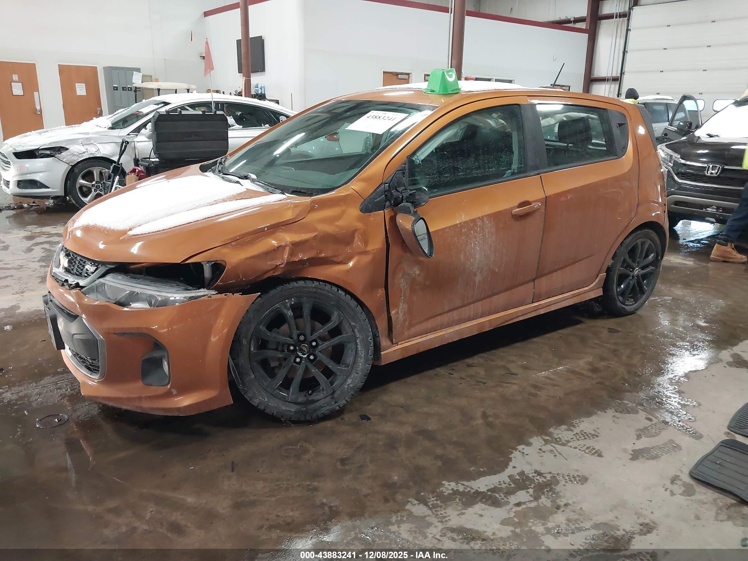 CHEVROLET SONIC image 2