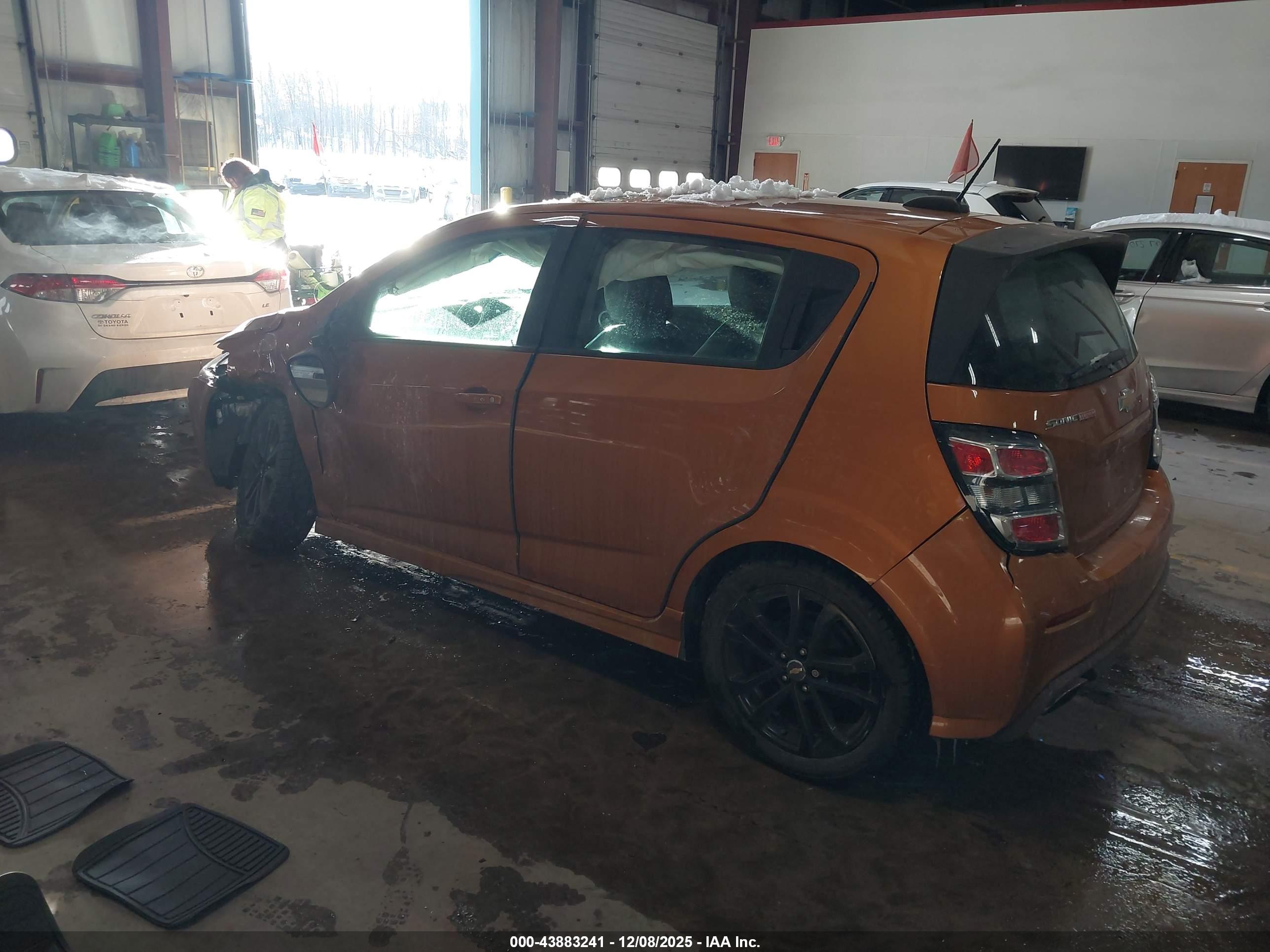CHEVROLET SONIC image 3