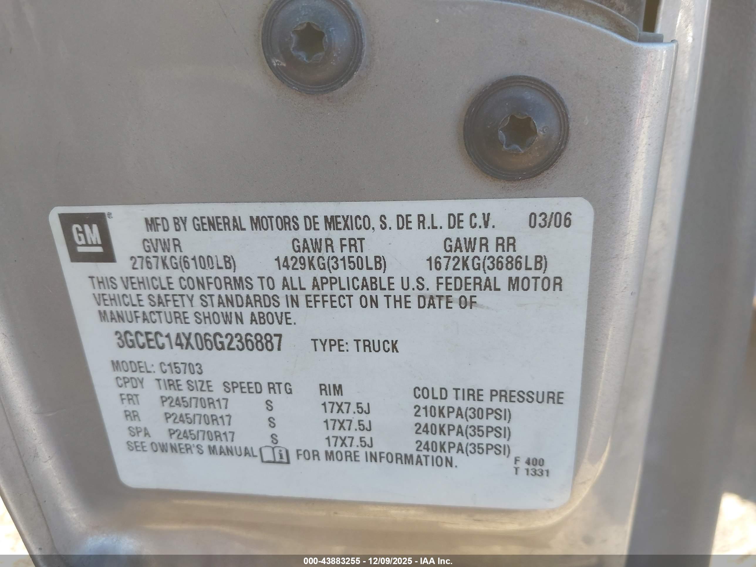 CHEVROLET SILVERADO image 9