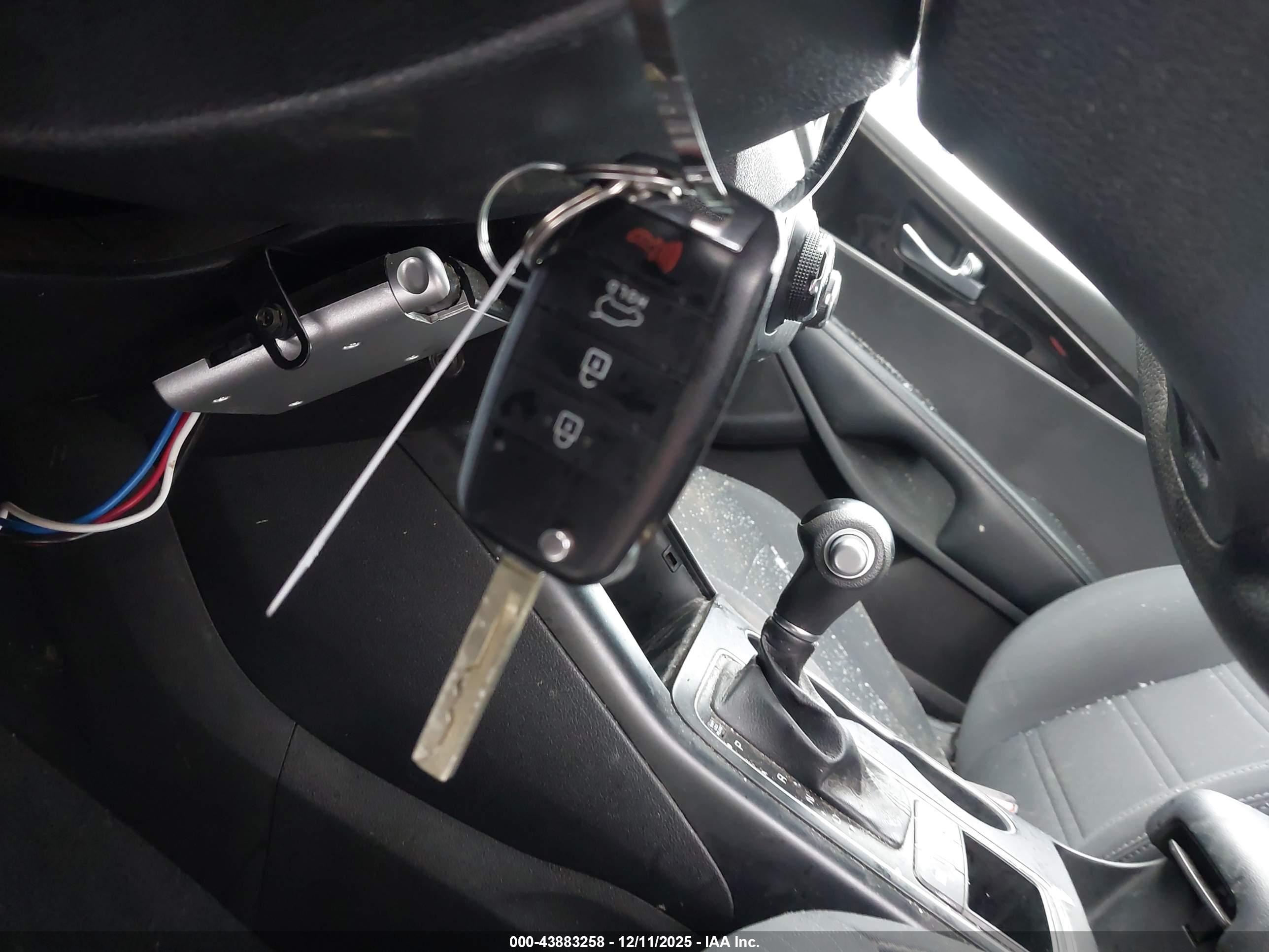 KIA SORENTO image 11