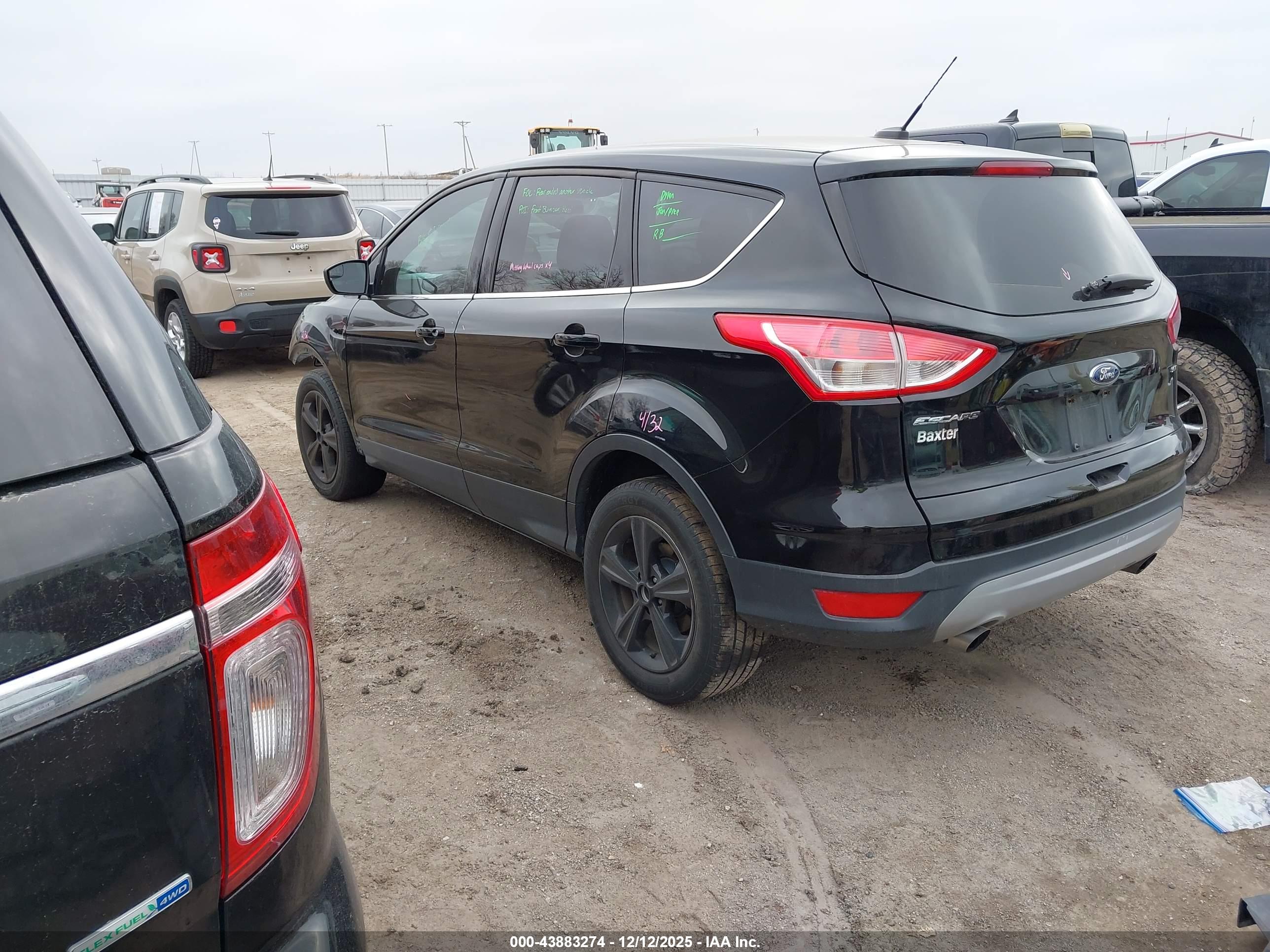FORD ESCAPE image 3