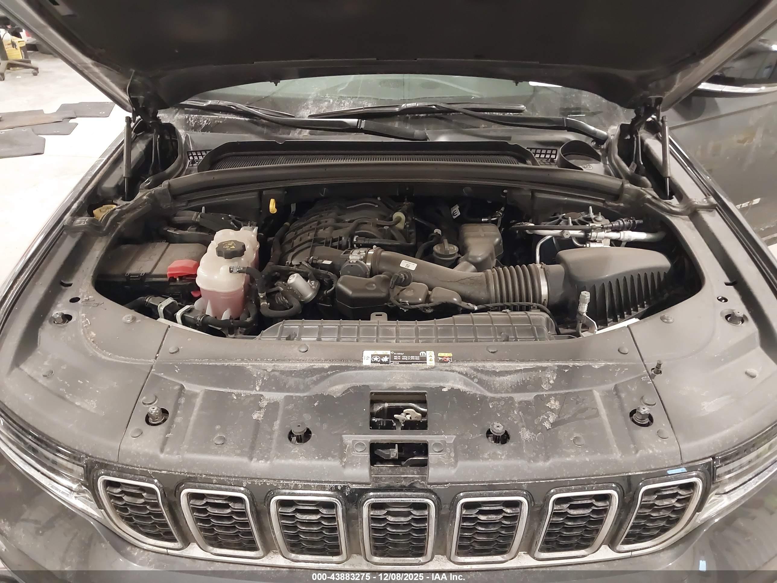 JEEP GRAND image 10