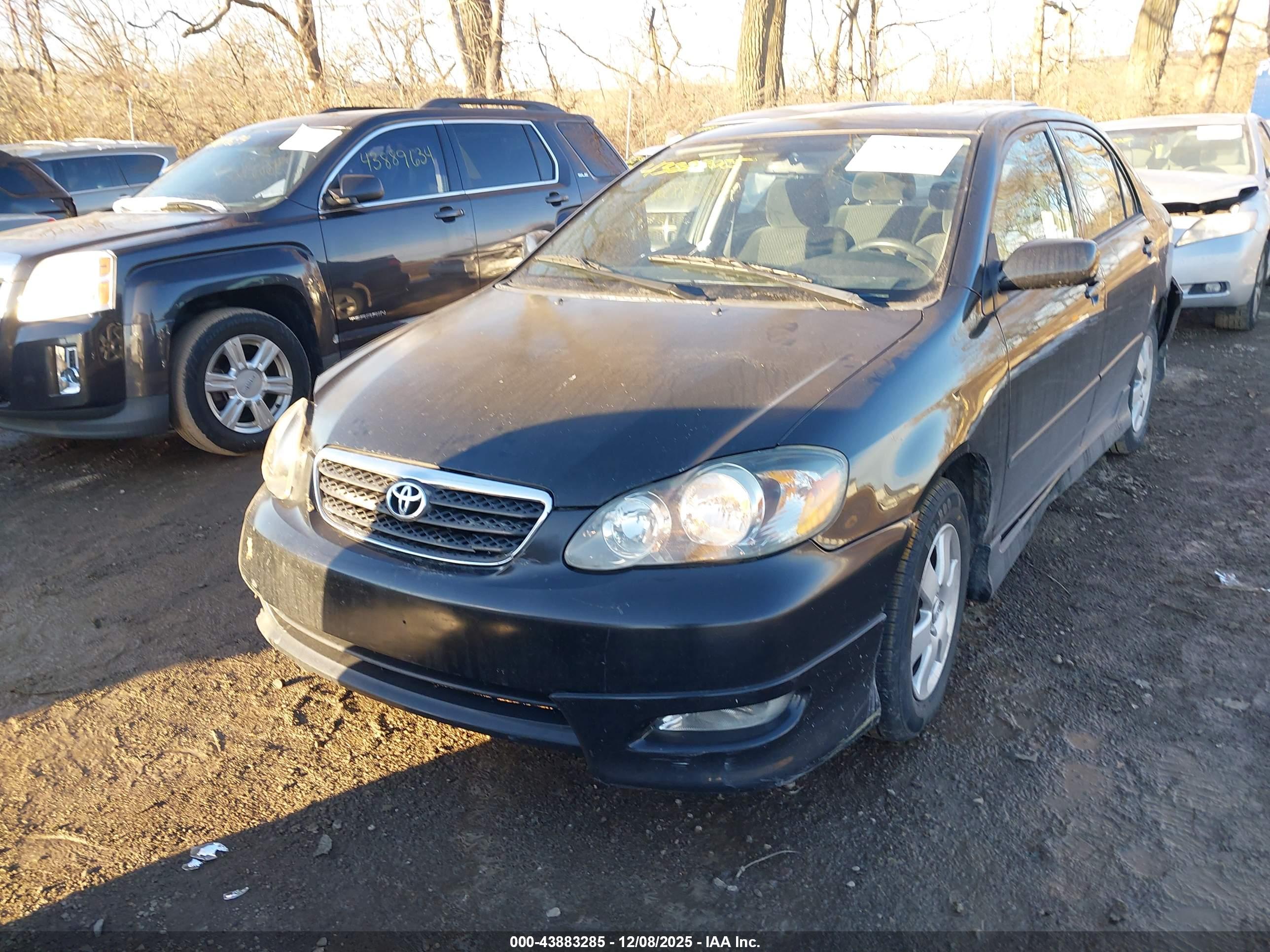 TOYOTA COROLLA image 2