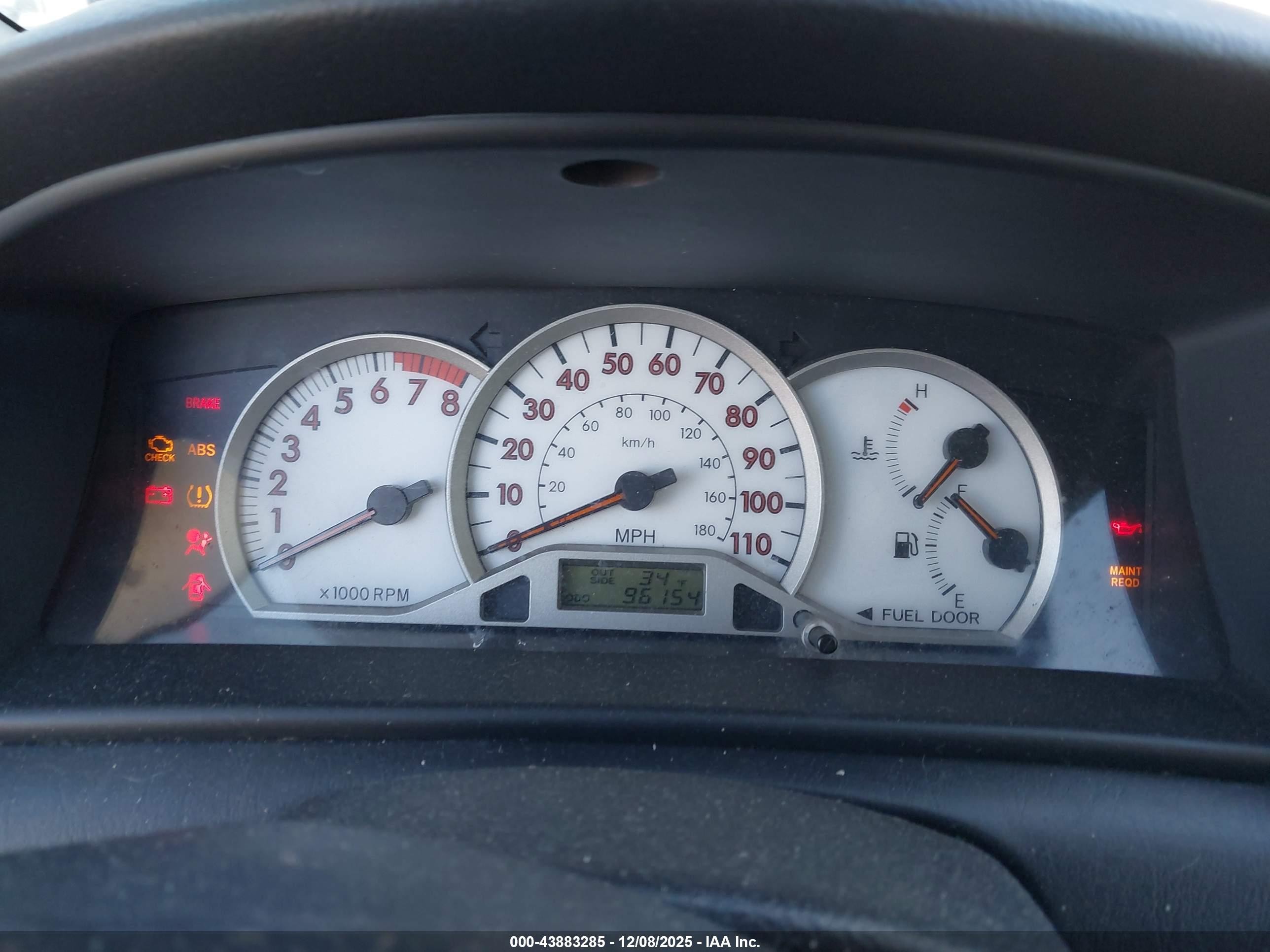 TOYOTA COROLLA image 7
