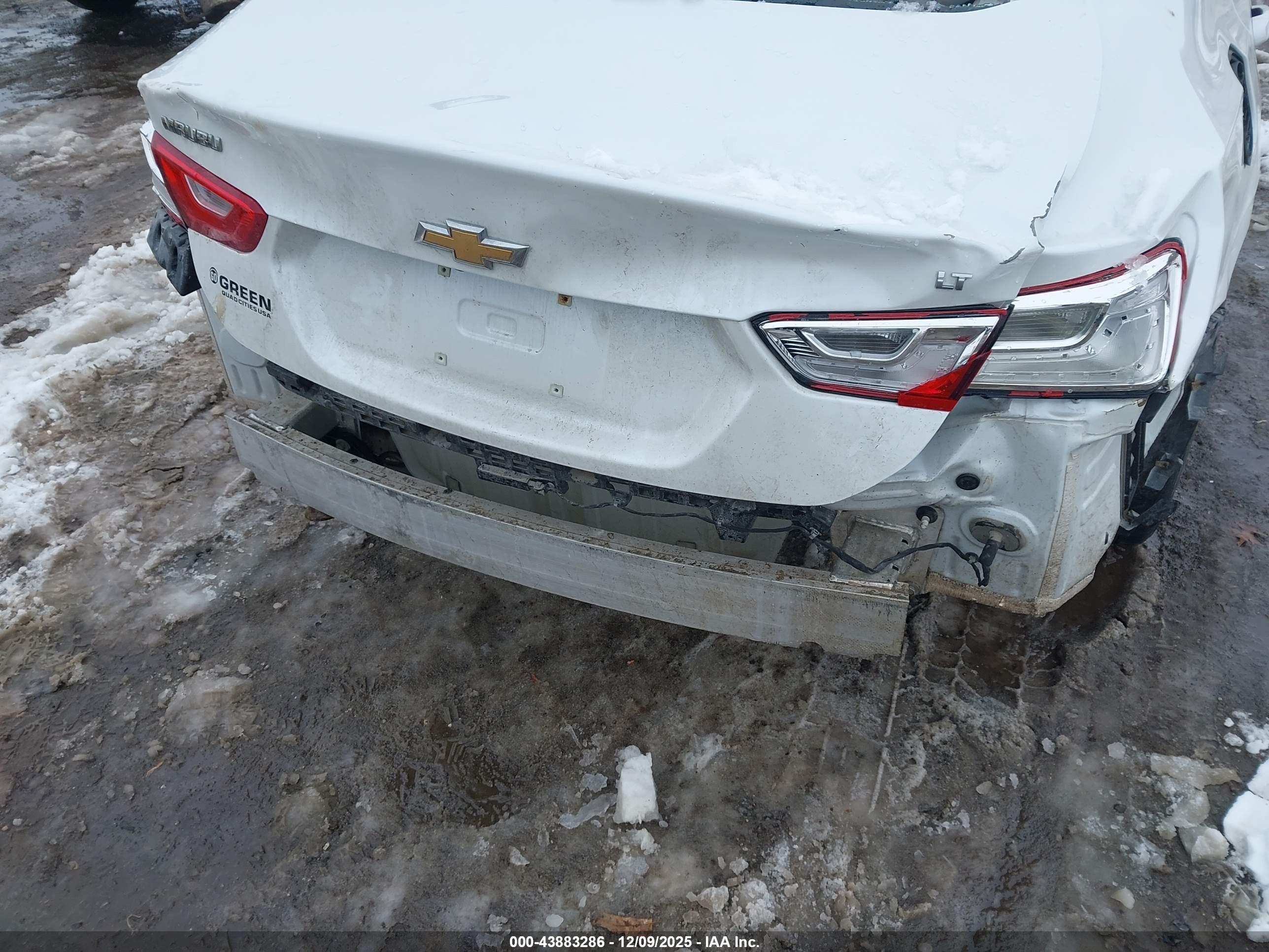 CHEVROLET MALIBU image 6