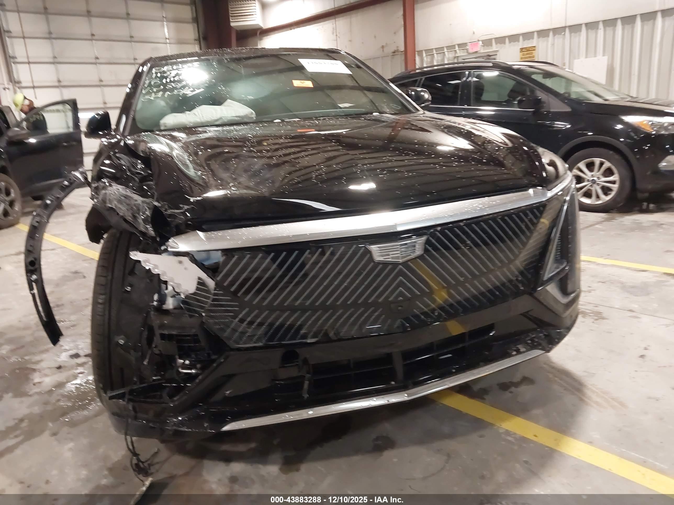 CADILLAC LYRIQ image 6