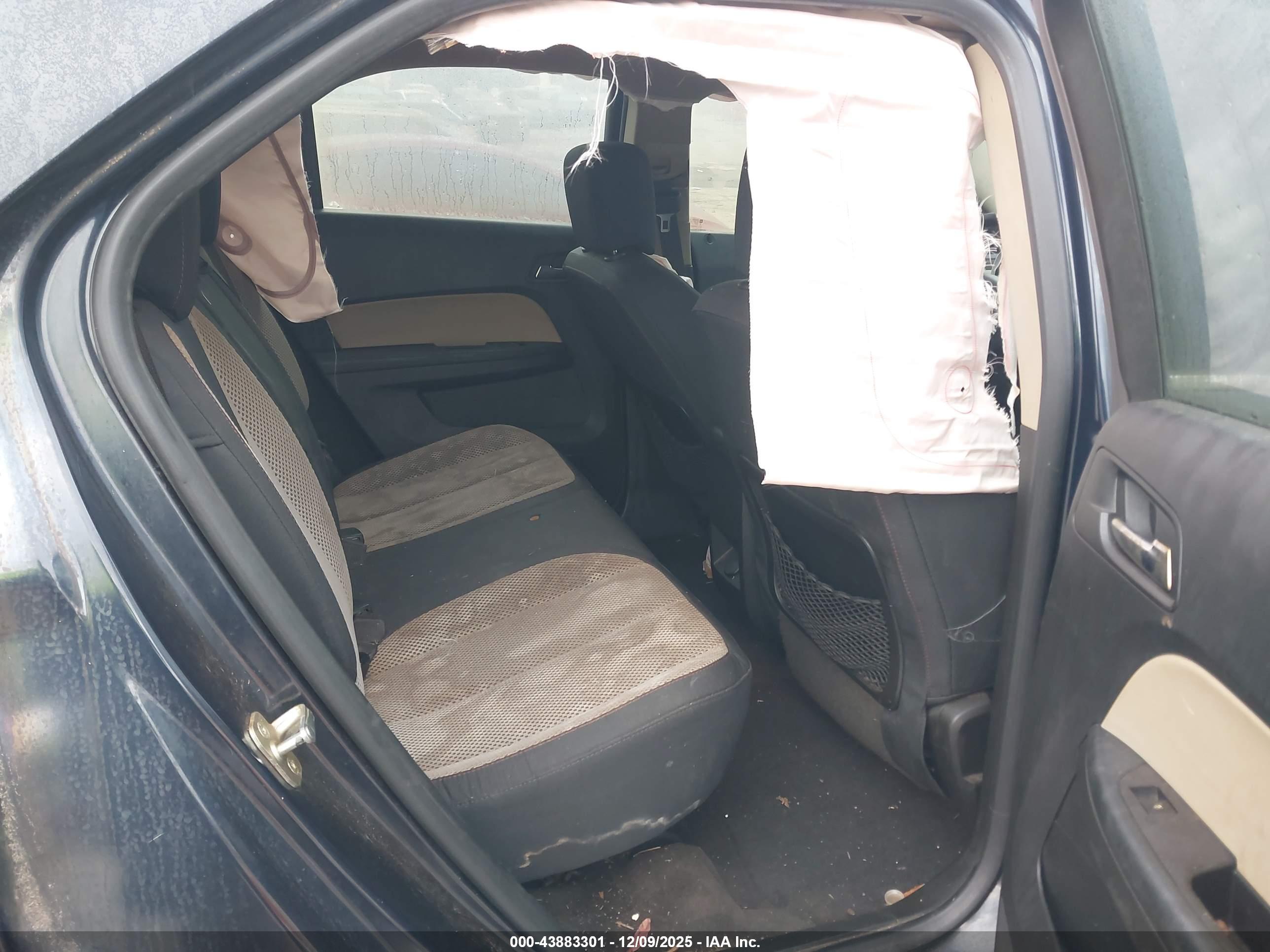 CHEVROLET EQUINOX image 8