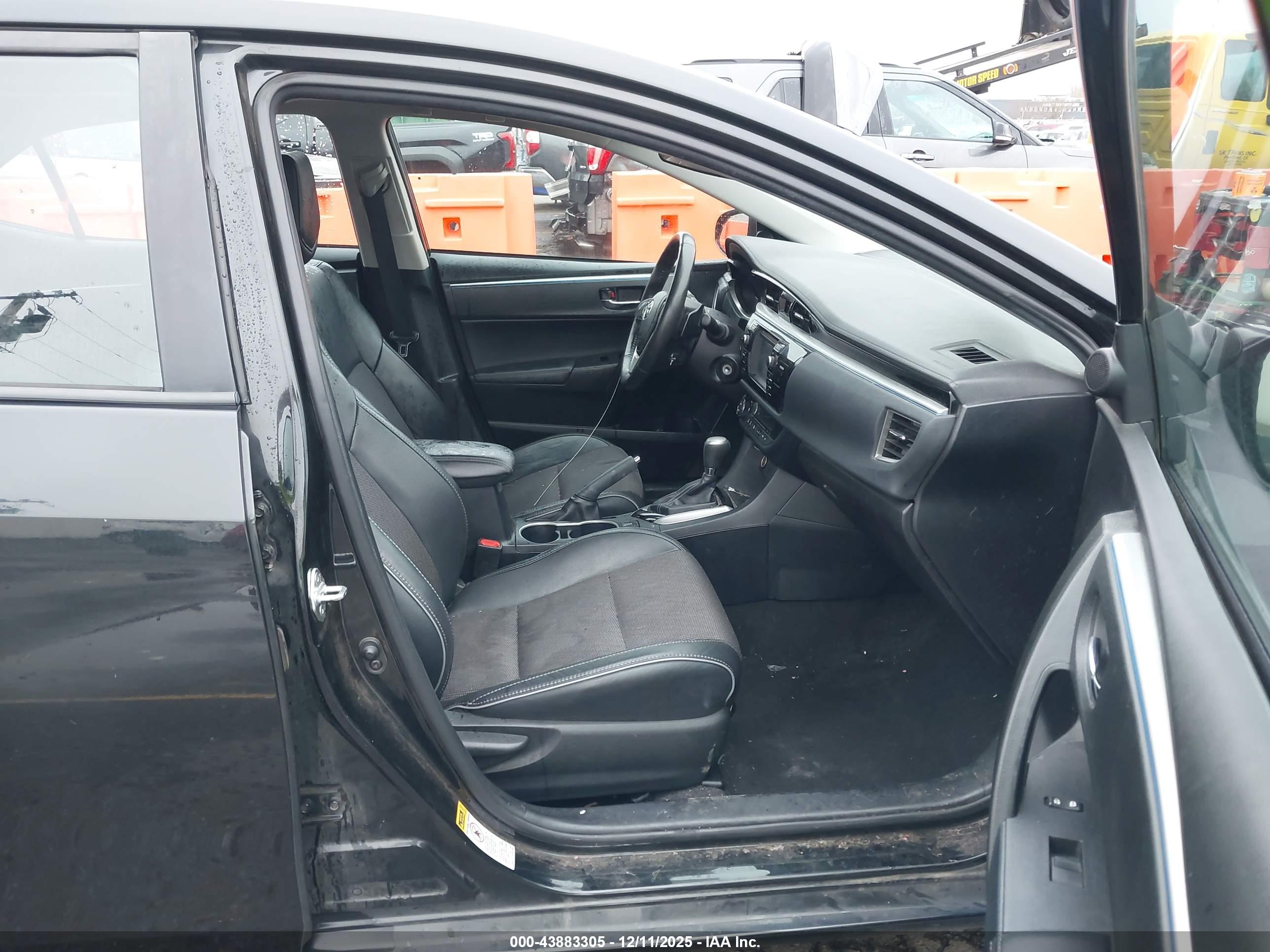 TOYOTA COROLLA image 5