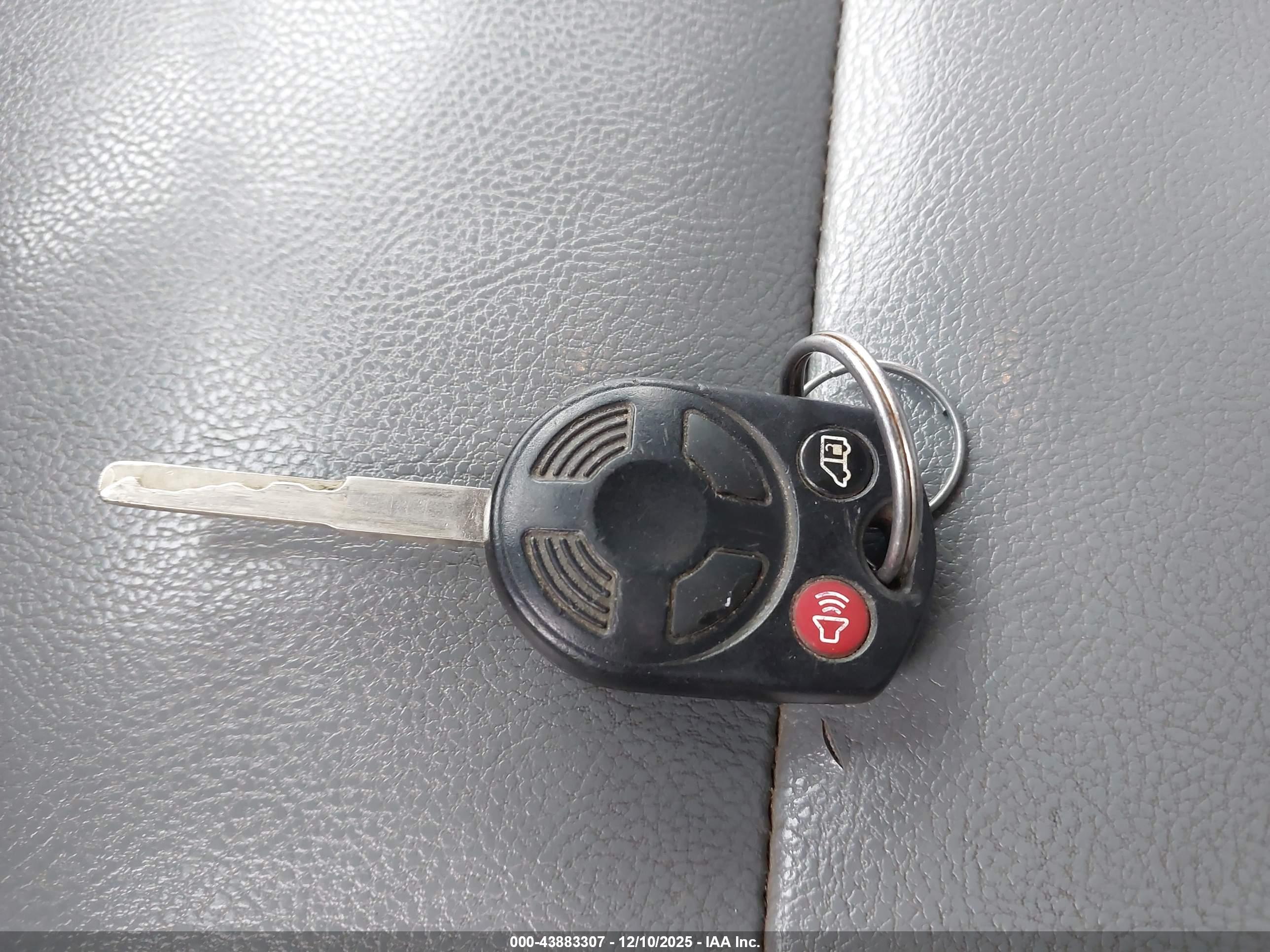FORD TRANSIT-150 image 11