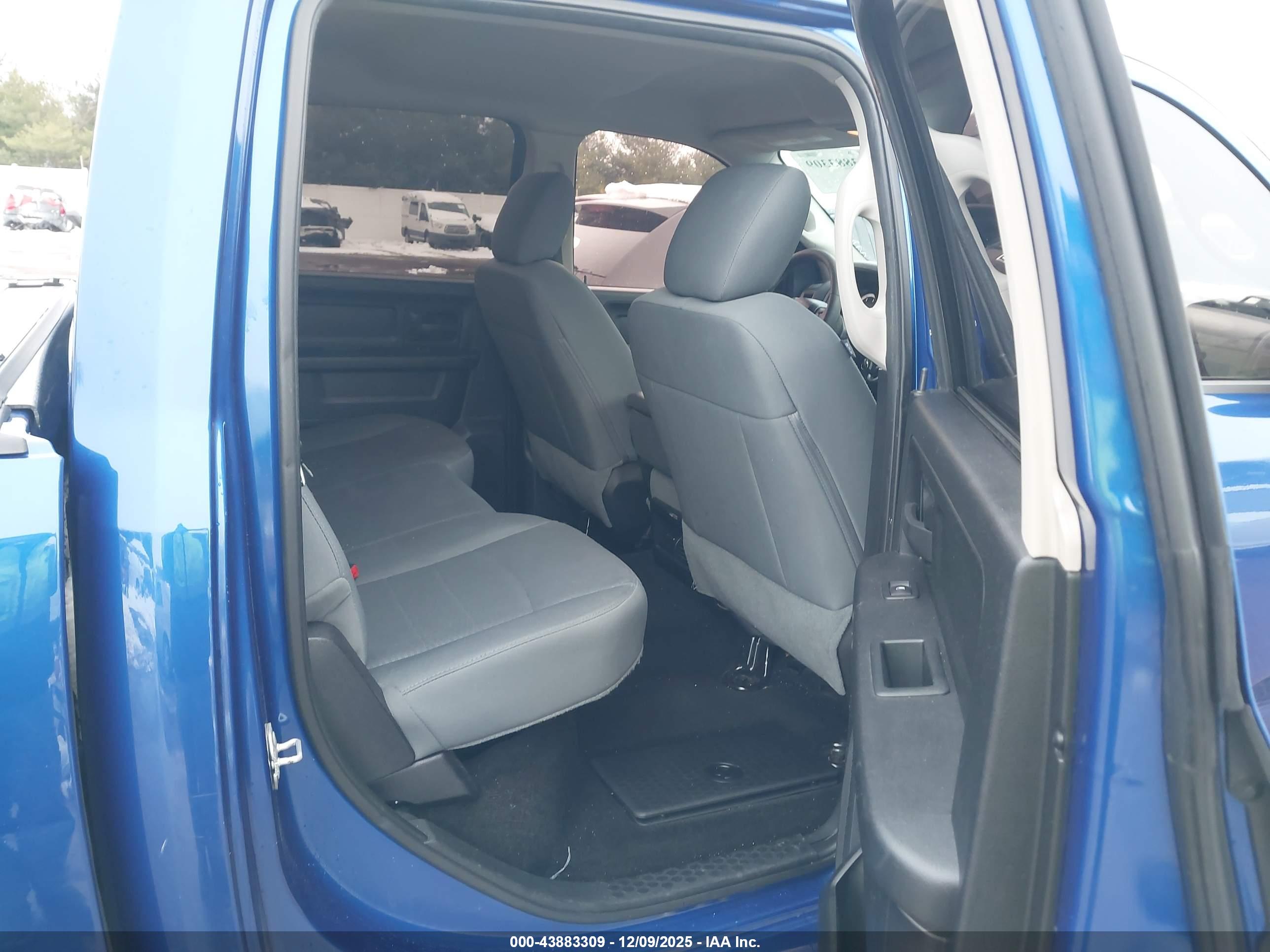 RAM 1500 image 8