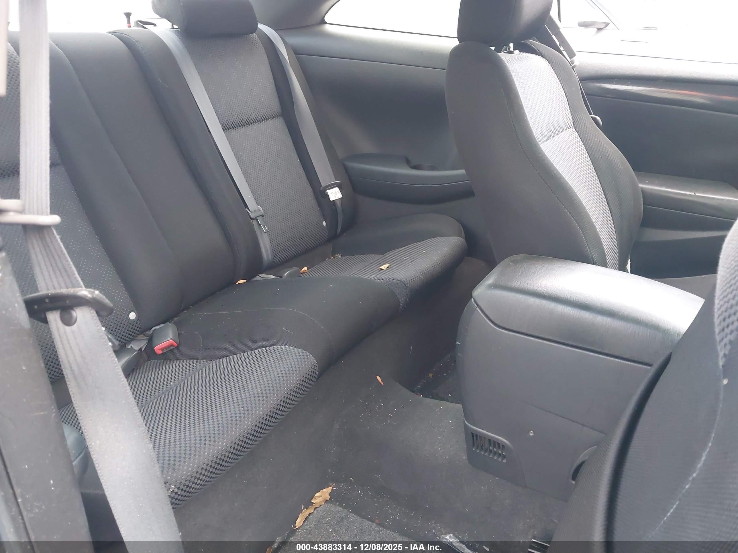 TOYOTA CAMRY image 8