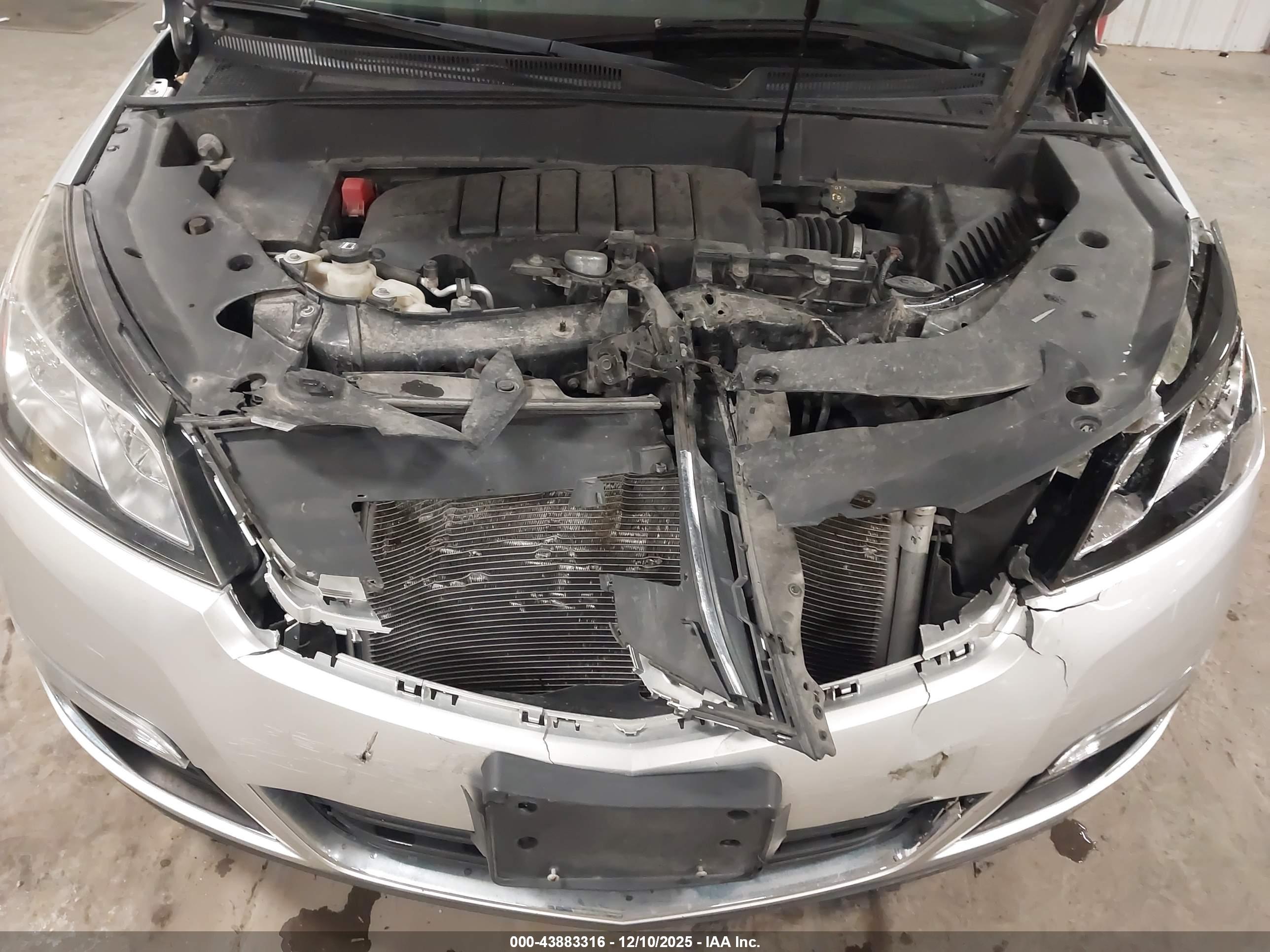 CHEVROLET TRAVERSE image 10