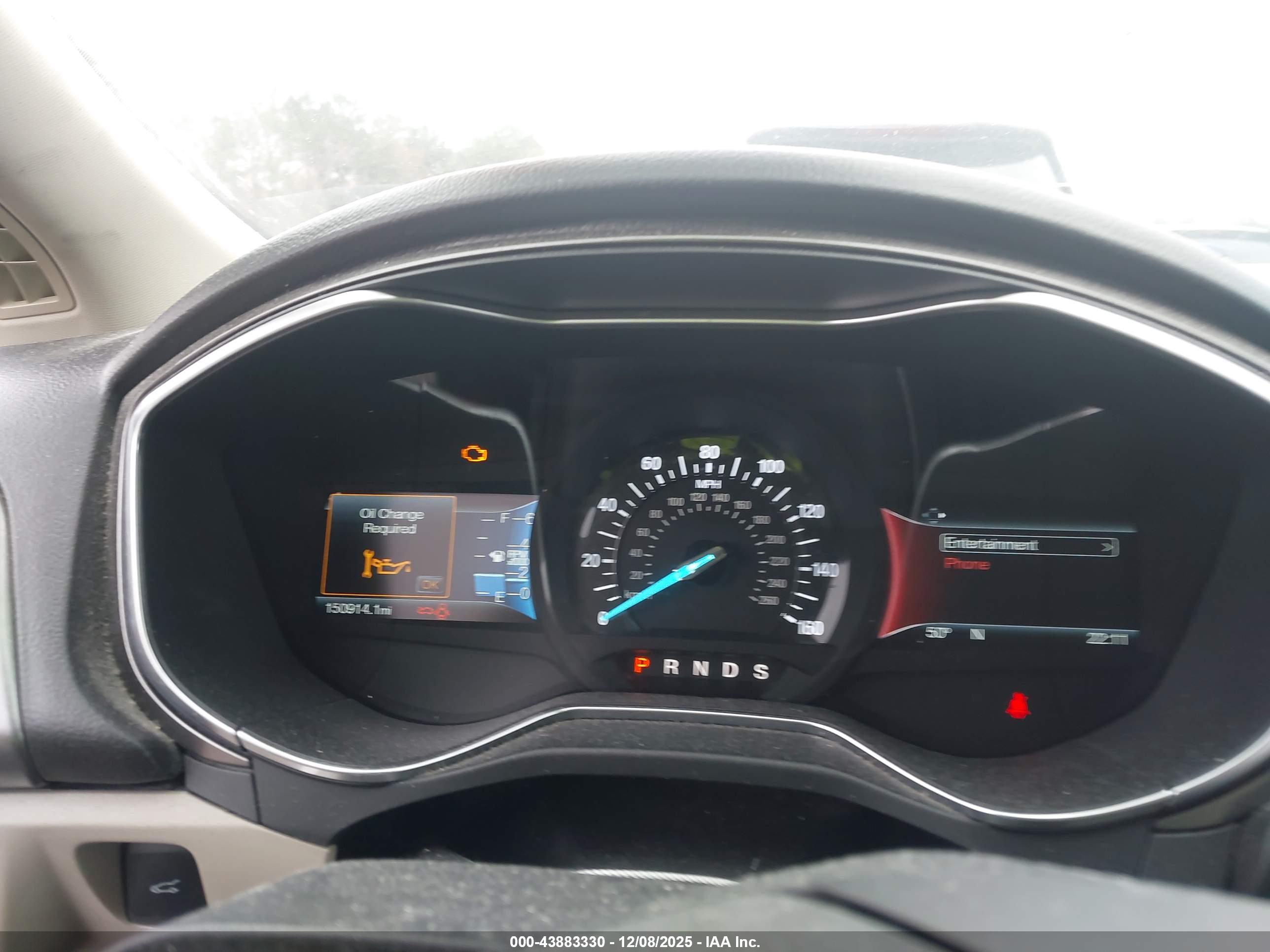 FORD FUSION image 7