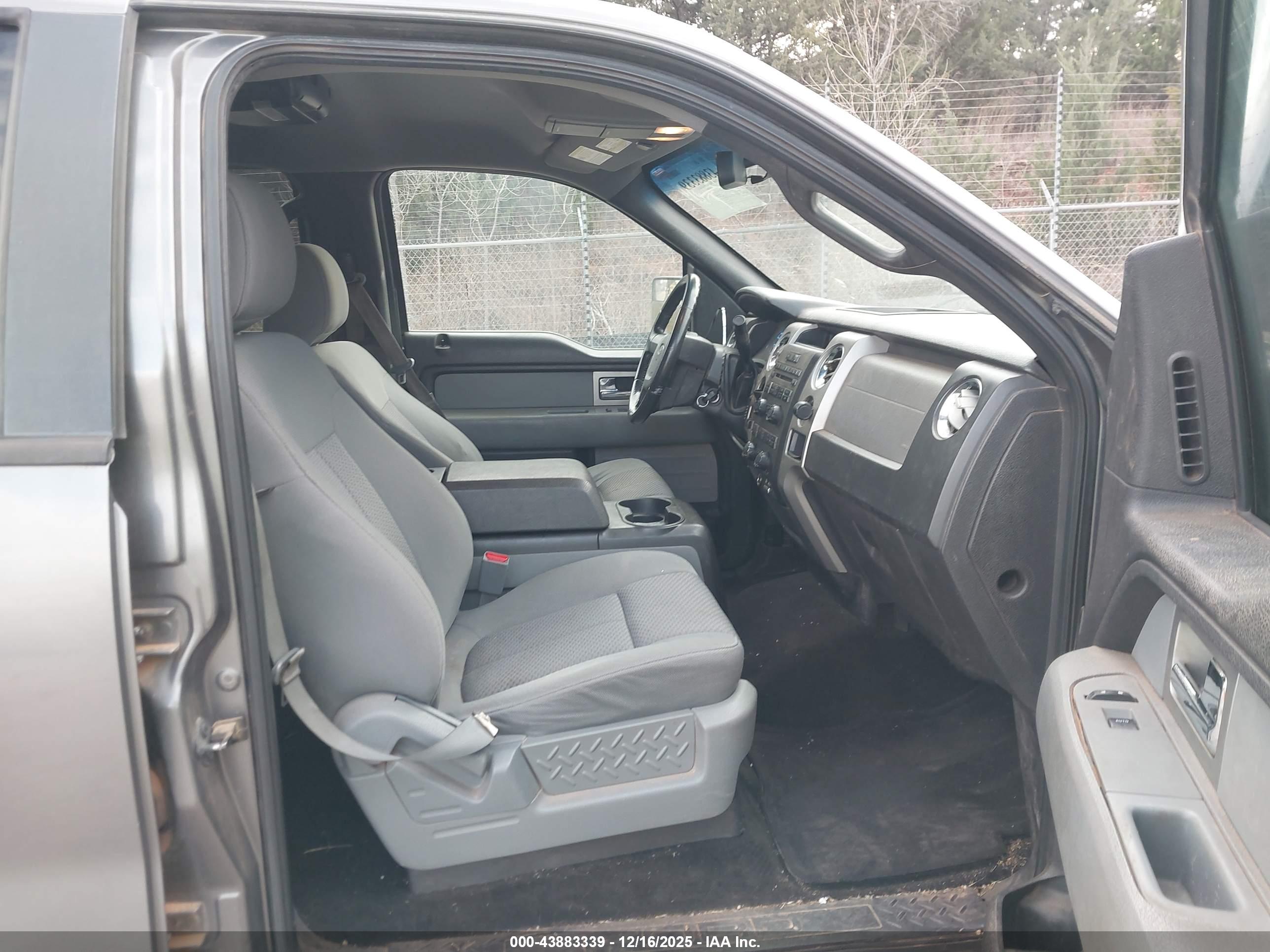 FORD F-150 image 5