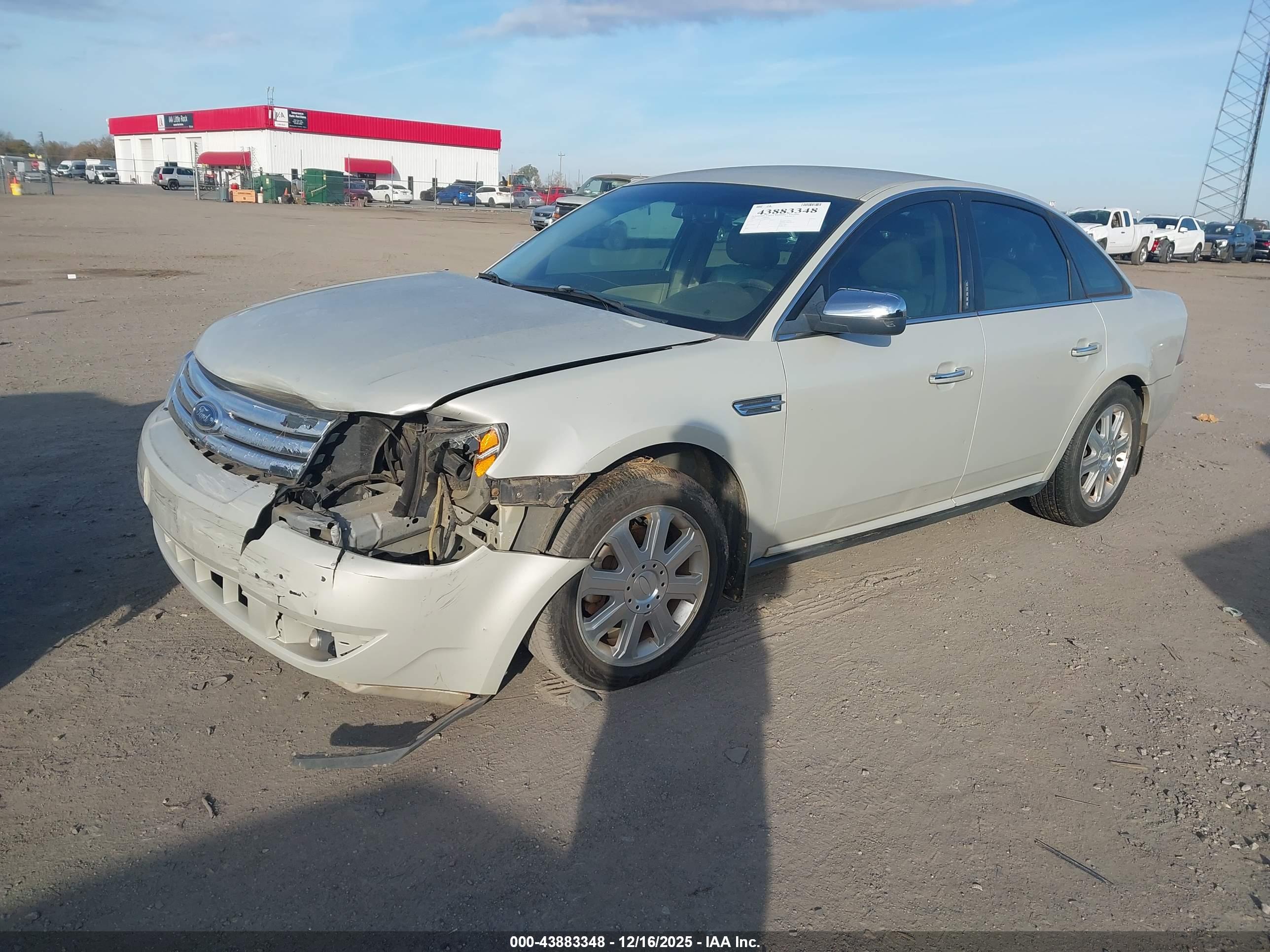 FORD TAURUS image 2
