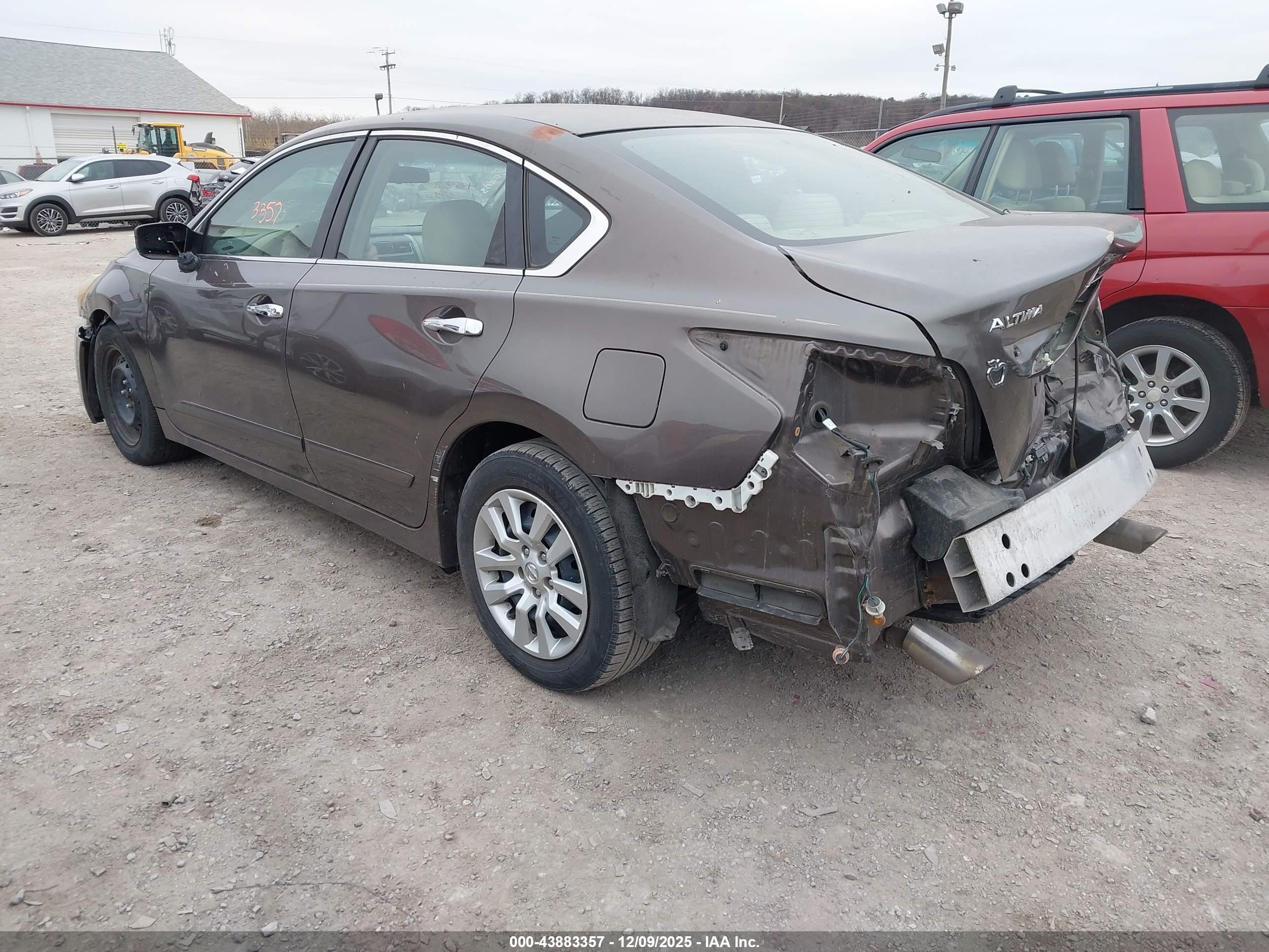 NISSAN ALTIMA image 3
