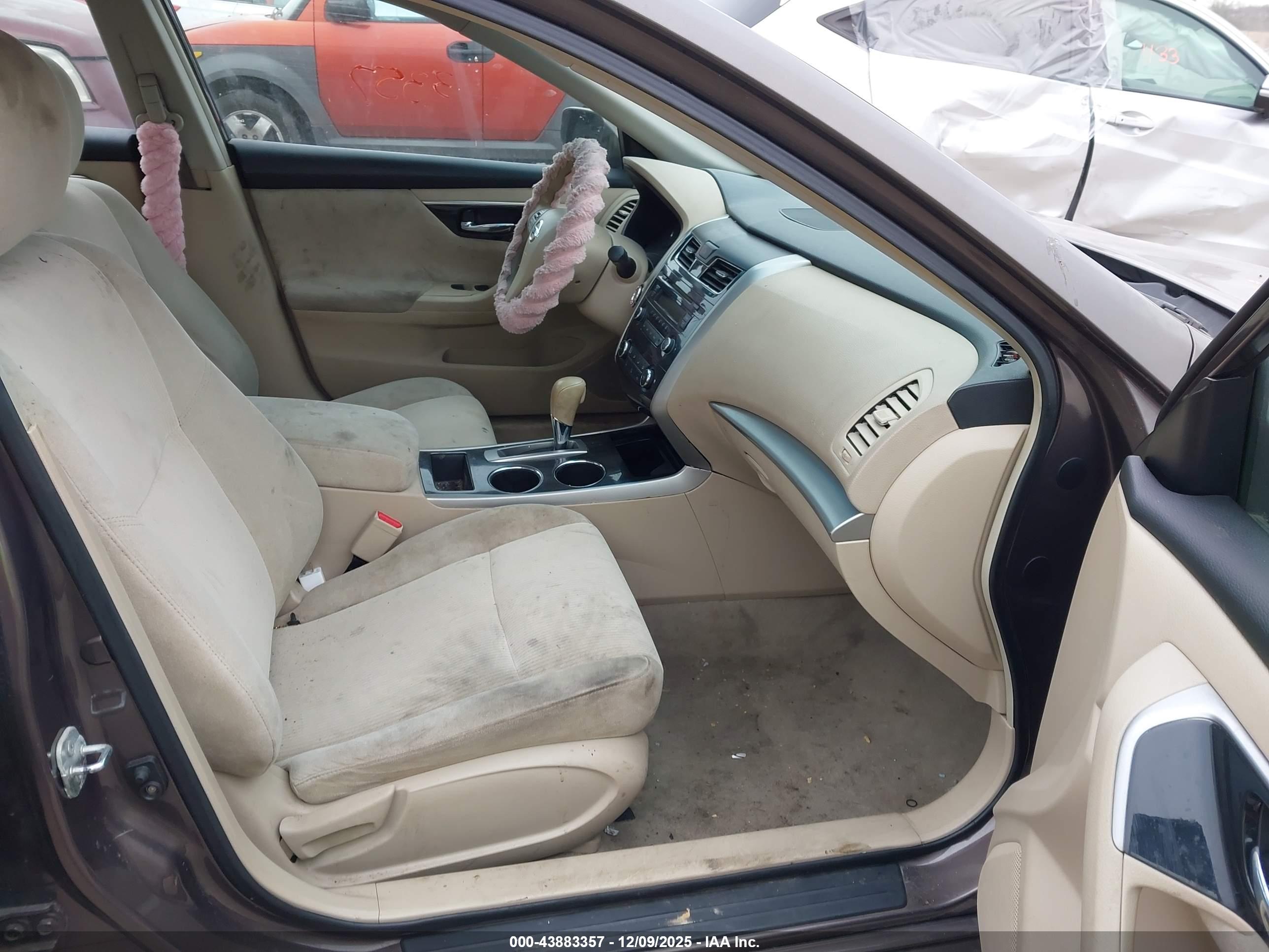 NISSAN ALTIMA image 5