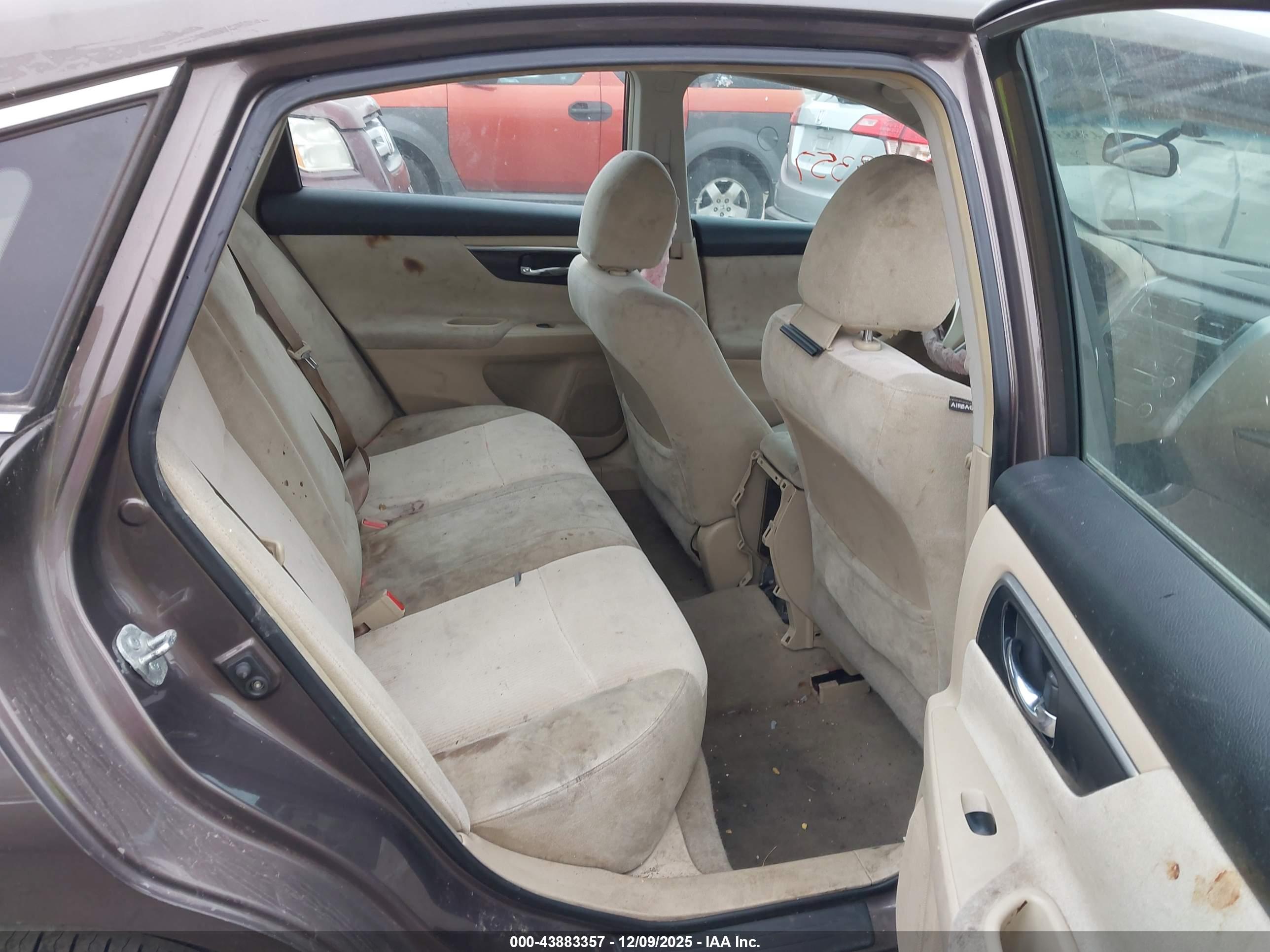 NISSAN ALTIMA image 8