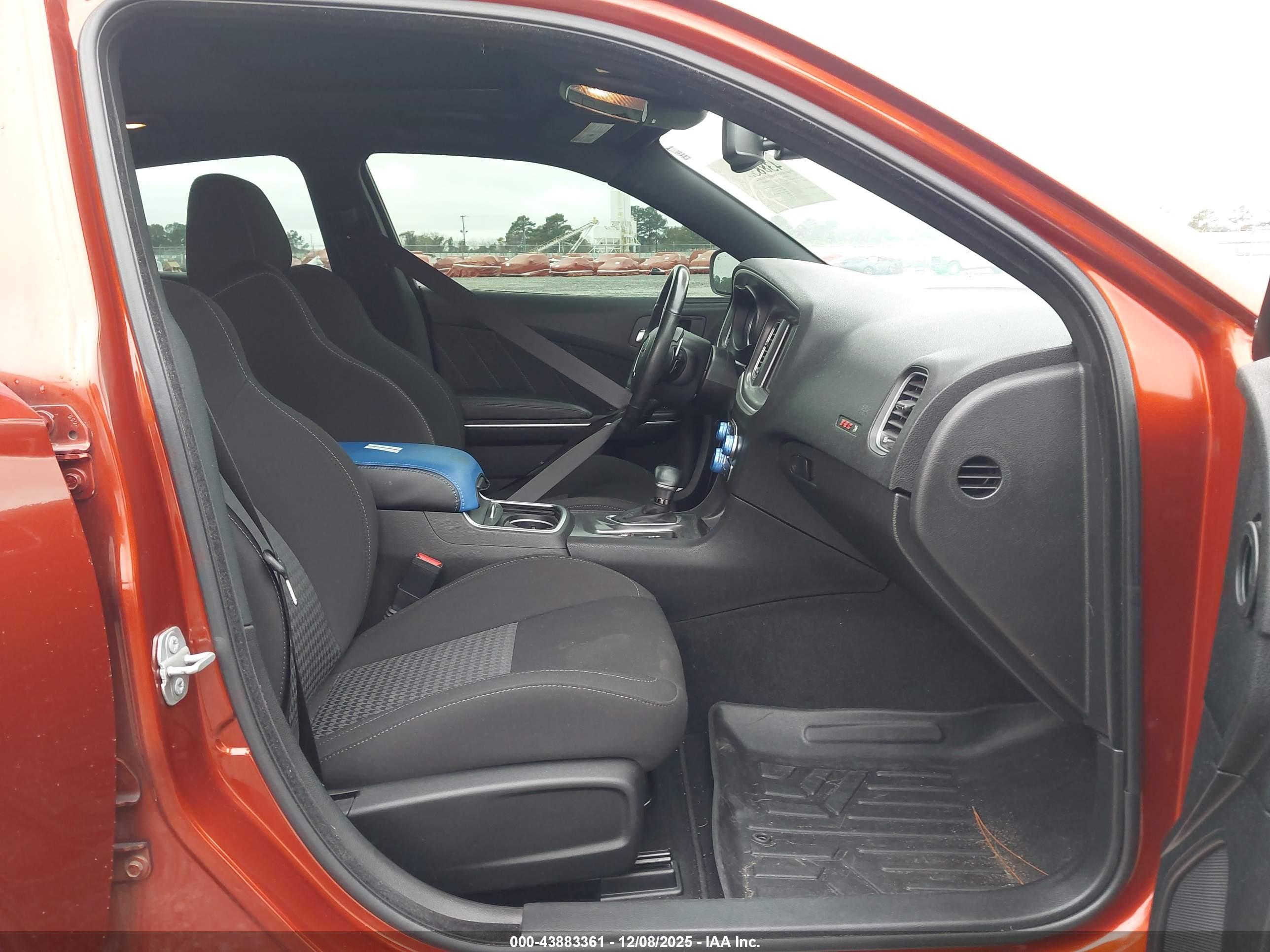 DODGE CHARGER image 5