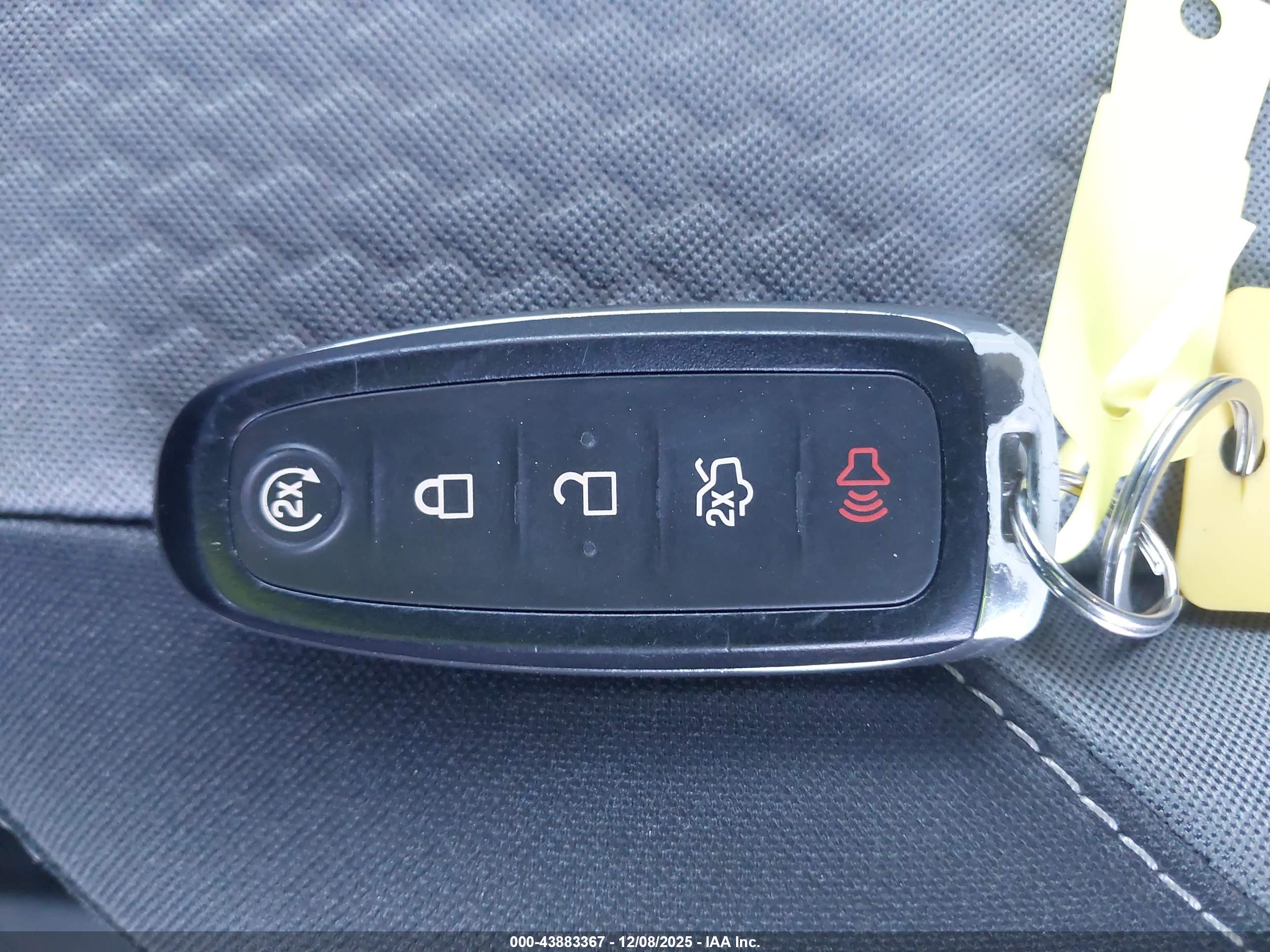 FORD ESCAPE image 11