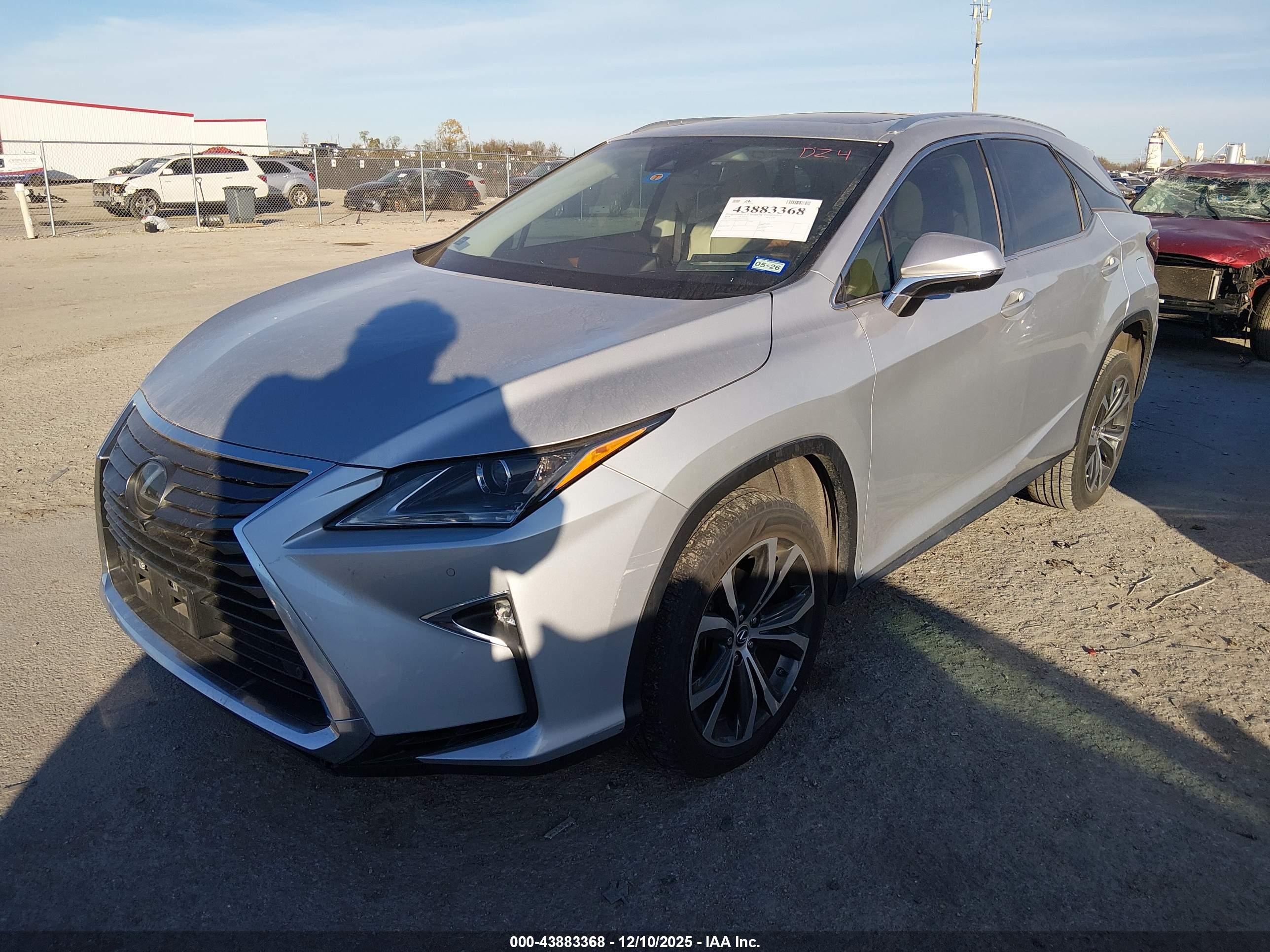 LEXUS RX image 2
