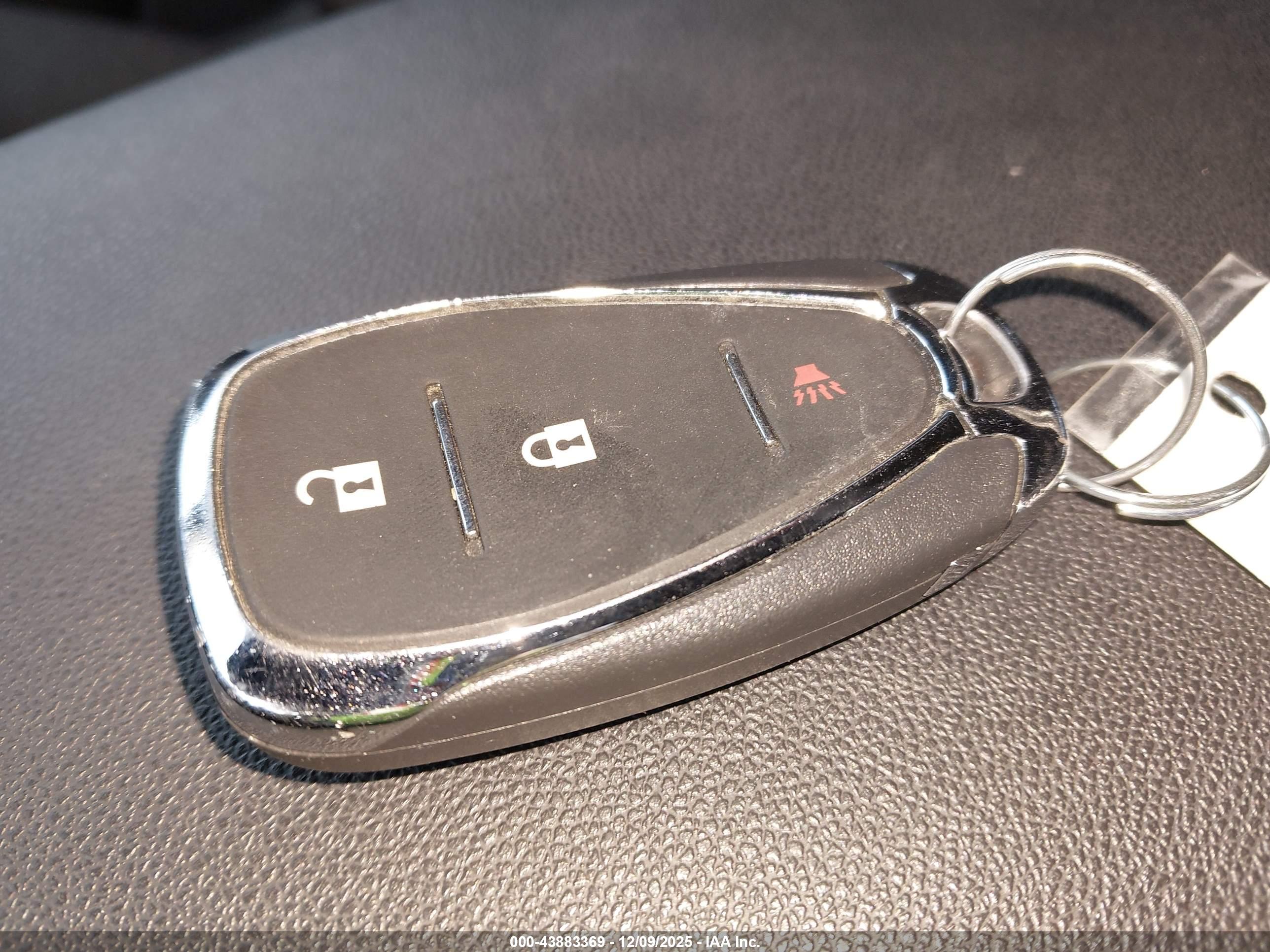 CHEVROLET EQUINOX image 11