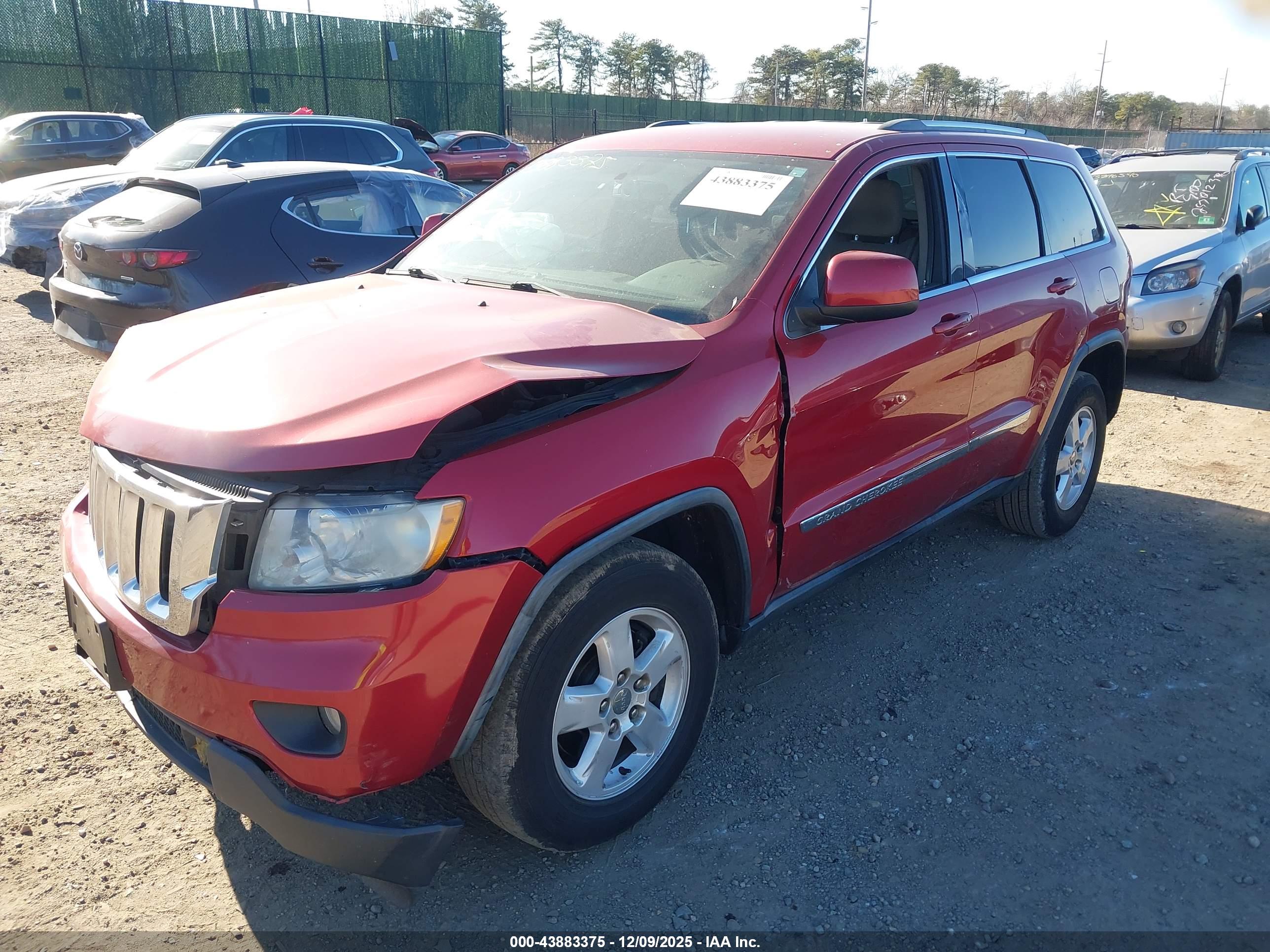 JEEP GRAND image 2